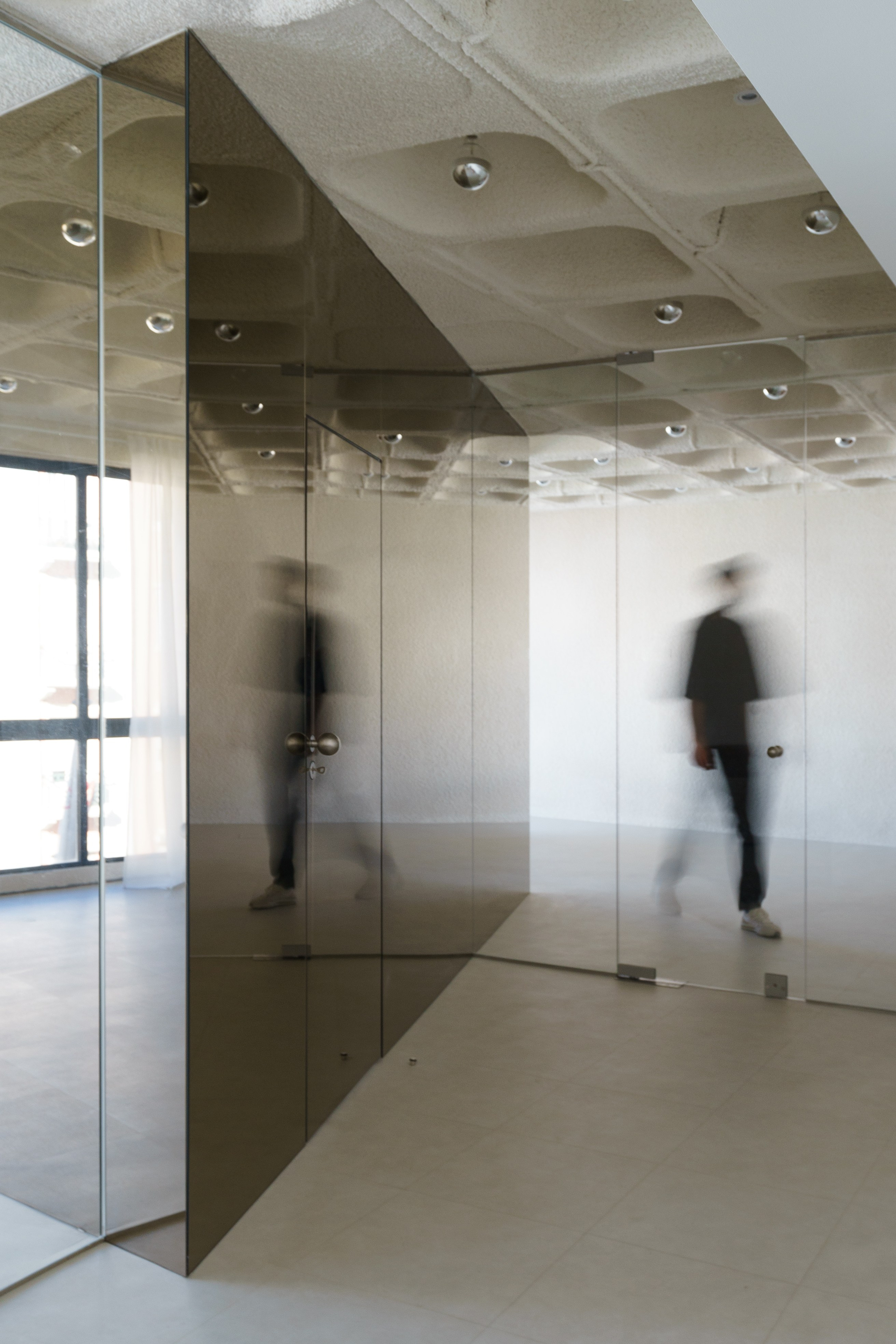 “Shubka” by Slava Baladinskiy. Maria Sher. Fotógrafa profissional do Porto, Portugal