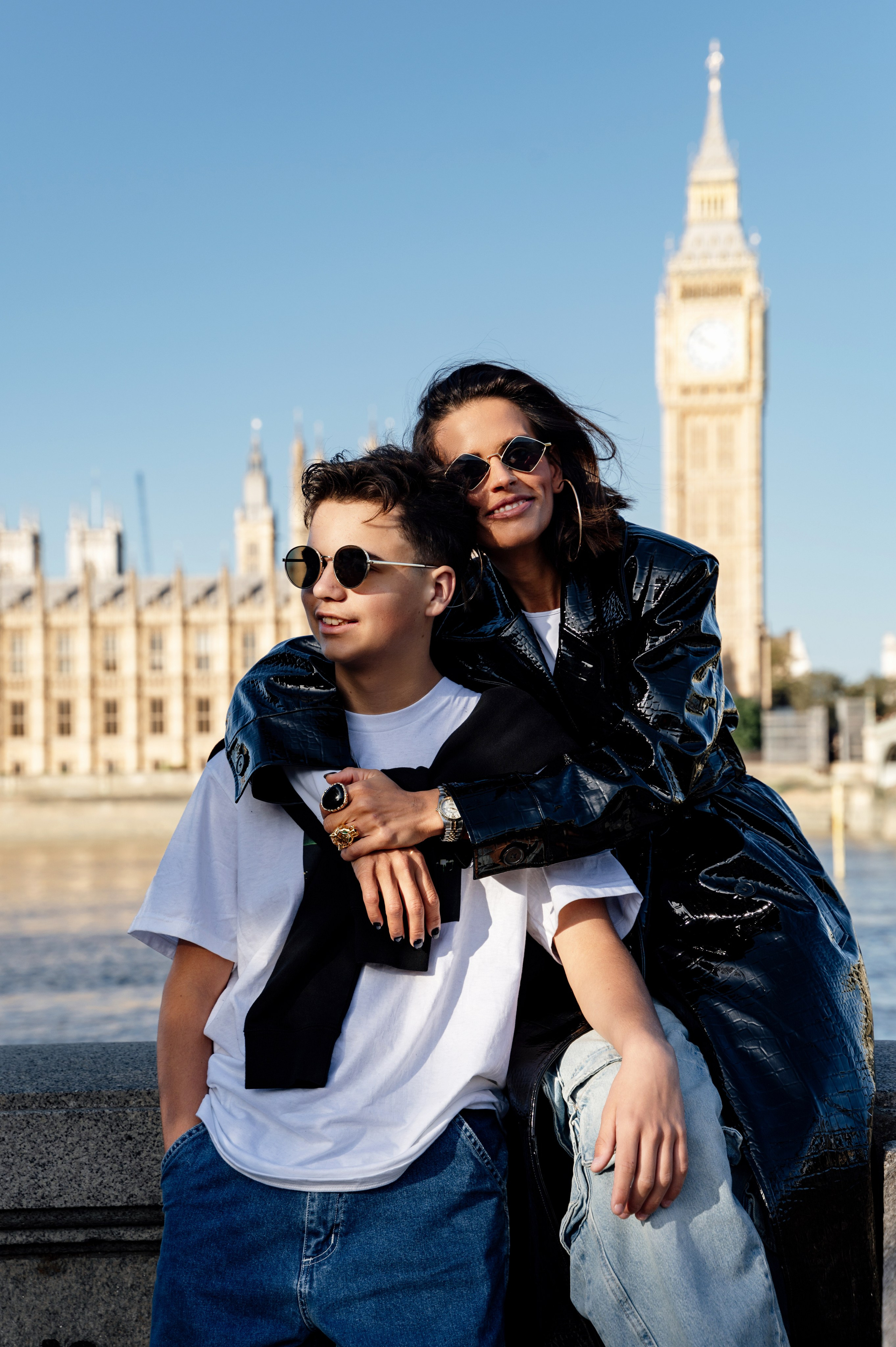 Tower Bridge+Westminster Carmela with son. FAMILY AND WEDDING PHOTOGRAPHER IN LONDON MARINA RIVA