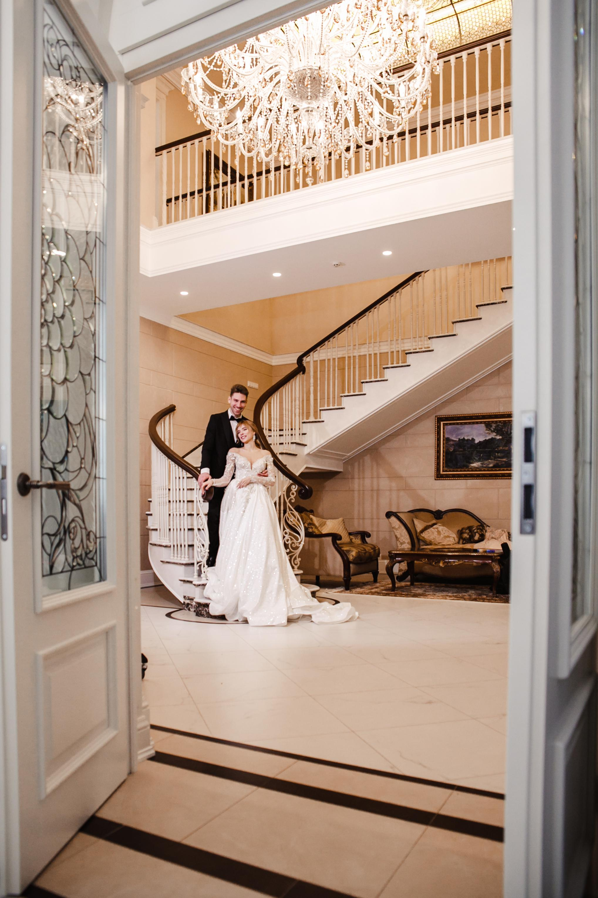 De Luxe Wedding Photoshoot Esteema Residence Kiev Ukraine. Iurkovski PHOTOGRAPHY in Europe. Luxury destination weddings and events