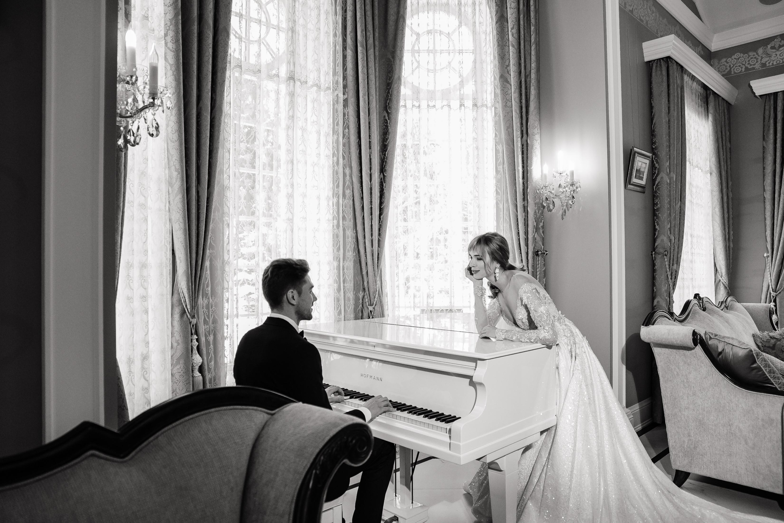 De Luxe Wedding Photoshoot Esteema Residence Kiev Ukraine. Iurkovski PHOTOGRAPHY in Europe. Luxury destination weddings and events