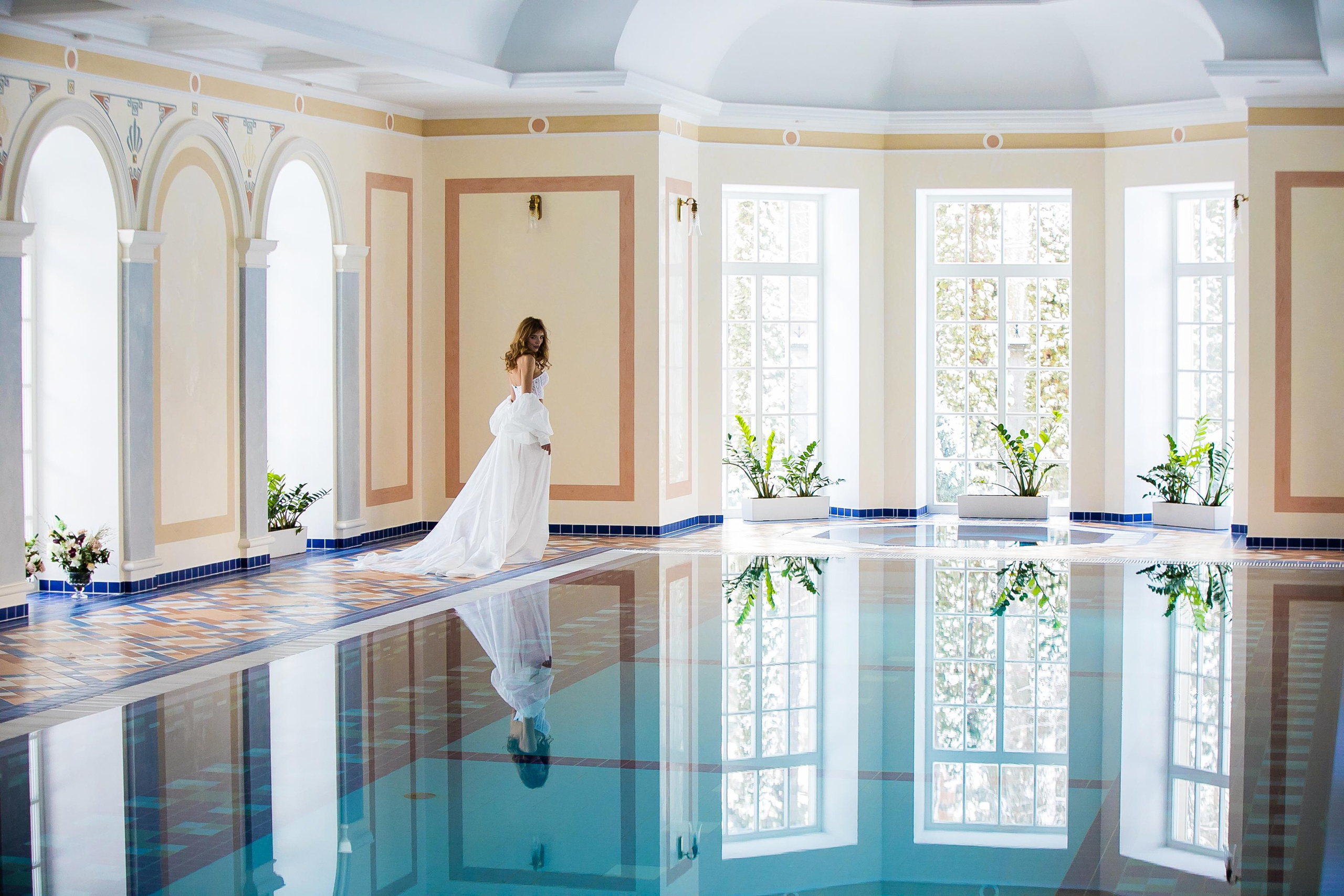 De Luxe Wedding Photoshoot Esteema Residence Kiev Ukraine. Iurkovski PHOTOGRAPHY in Europe. Luxury destination weddings and events