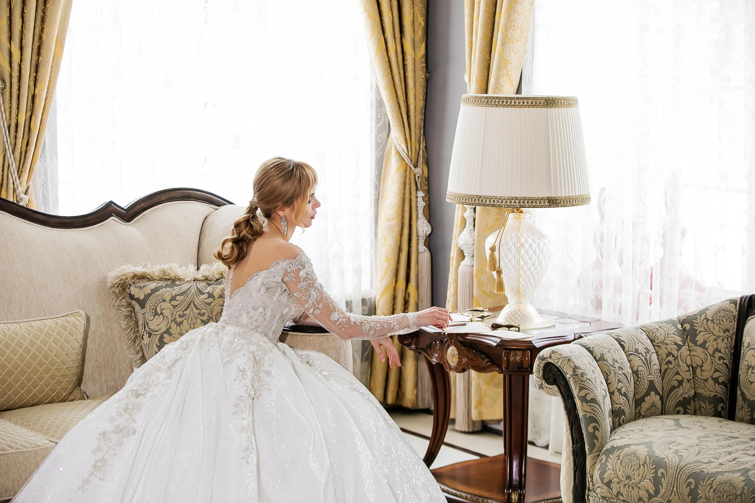 De Luxe Wedding Photoshoot Esteema Residence Kiev Ukraine. Iurkovski PHOTOGRAPHY in Europe. Luxury destination weddings and events