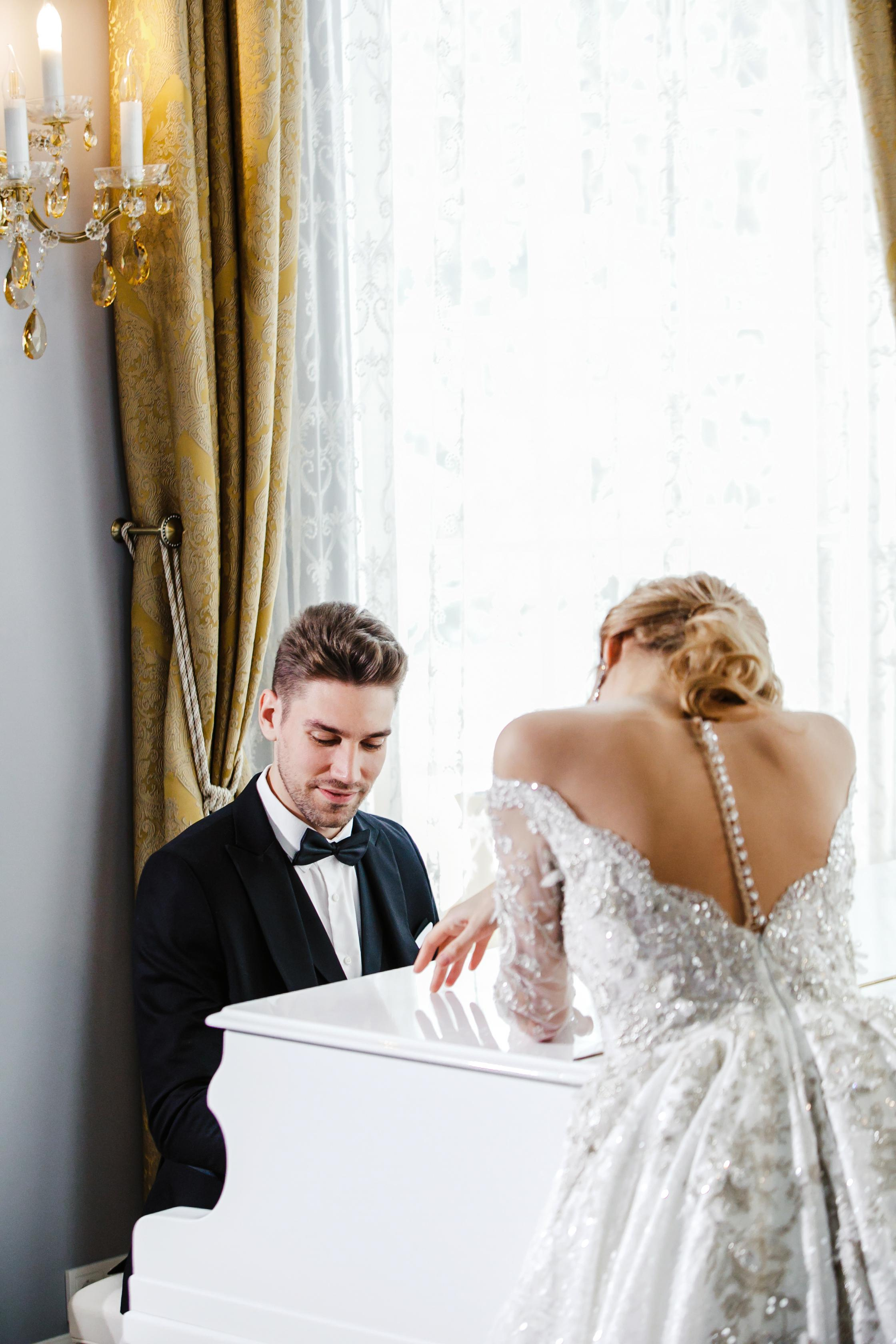 De Luxe Wedding Photoshoot Esteema Residence Kiev Ukraine. Iurkovski PHOTOGRAPHY in Europe. Luxury destination weddings and events