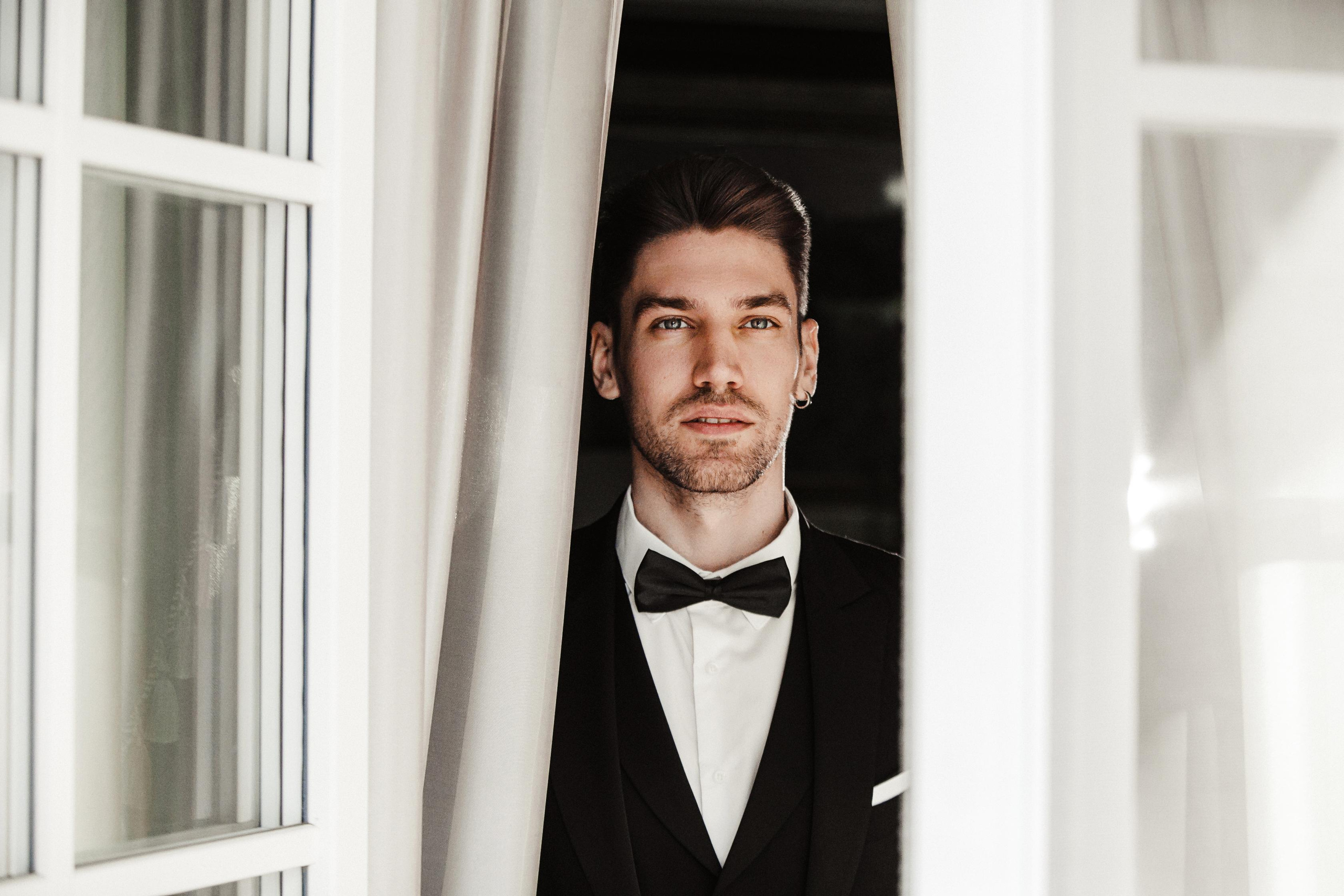 De Luxe Wedding Photoshoot Esteema Residence Kiev Ukraine. Iurkovski PHOTOGRAPHY in Europe. Luxury destination weddings and events