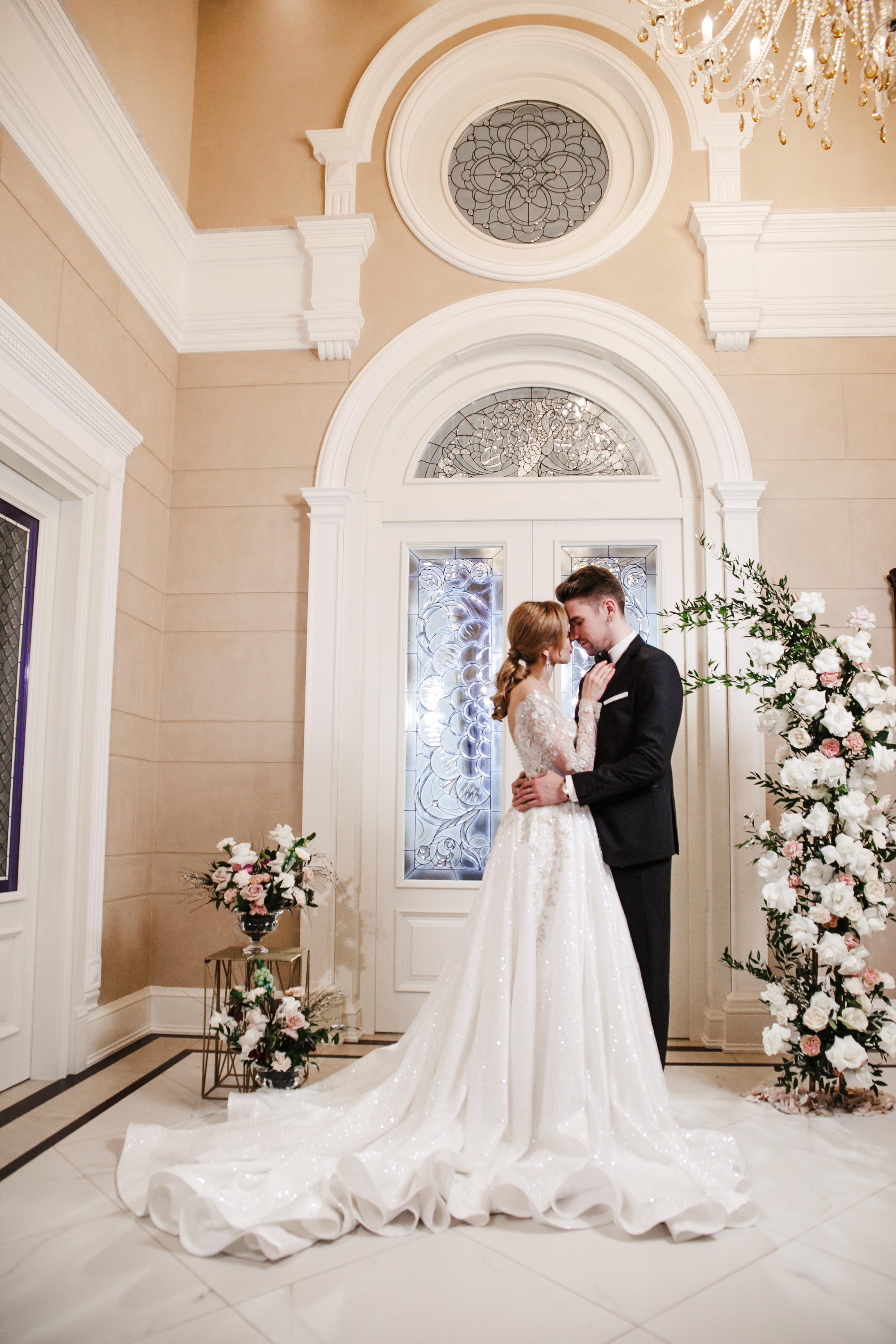 De Luxe Wedding Photoshoot Esteema Residence Kiev Ukraine. Iurkovski PHOTOGRAPHY in Europe. Luxury destination weddings and events