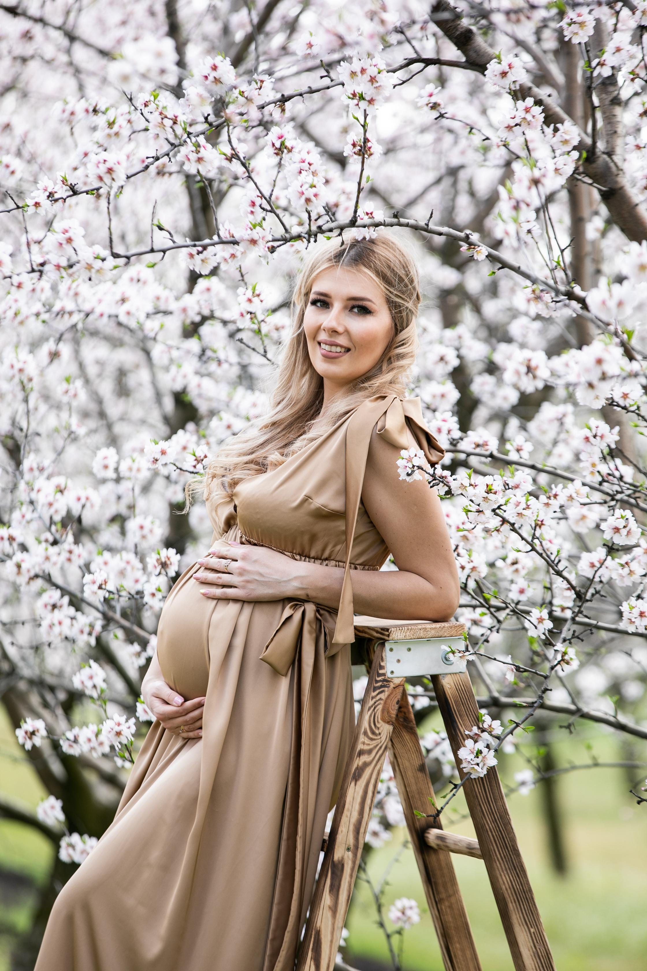 Family and pregnancy. Iurkovski PHOTOGRAPHY in Europe. Luxury destination weddings and events