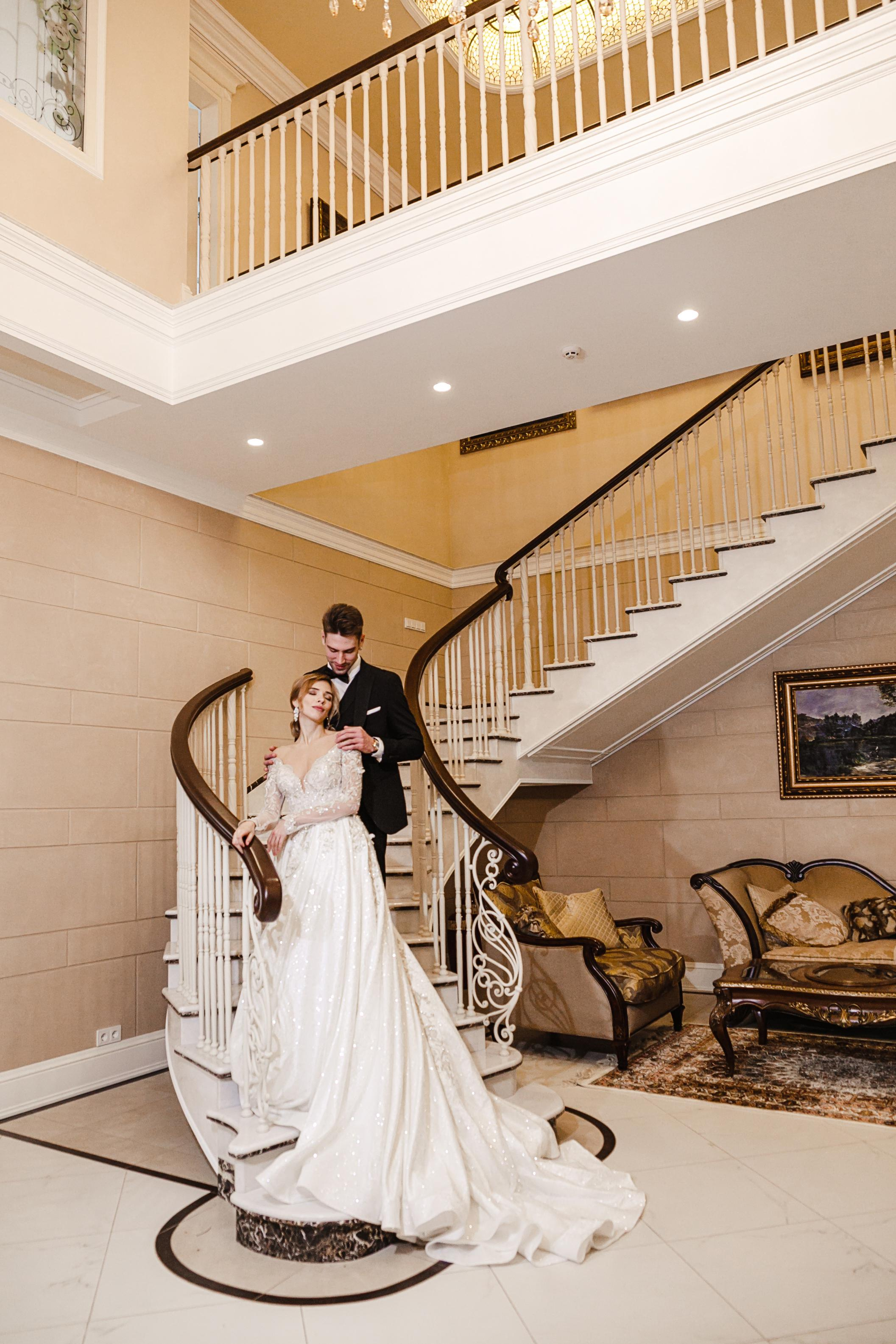 De Luxe Wedding Photoshoot Esteema Residence Kiev Ukraine. Iurkovski PHOTOGRAPHY in Europe. Luxury destination weddings and events