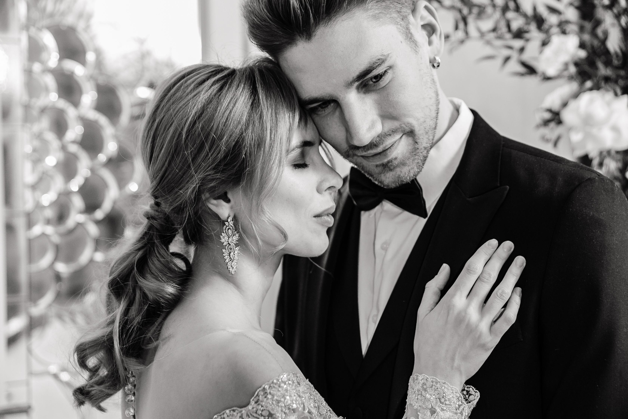 De Luxe Wedding Photoshoot Esteema Residence Kiev Ukraine. Iurkovski PHOTOGRAPHY in Europe. Luxury destination weddings and events