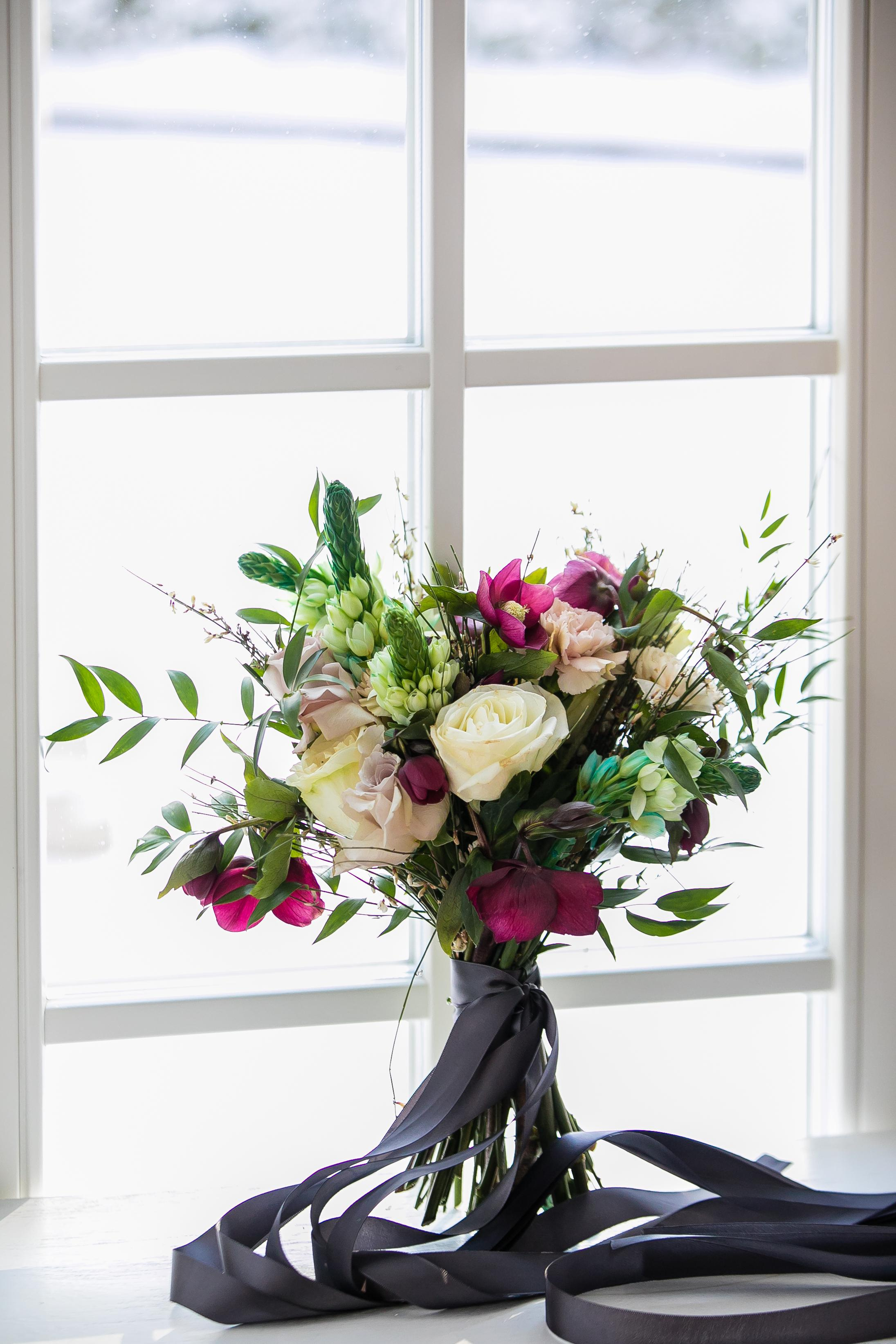 De Luxe Wedding Photoshoot Esteema Residence Kiev Ukraine. Iurkovski PHOTOGRAPHY in Europe. Luxury destination weddings and events