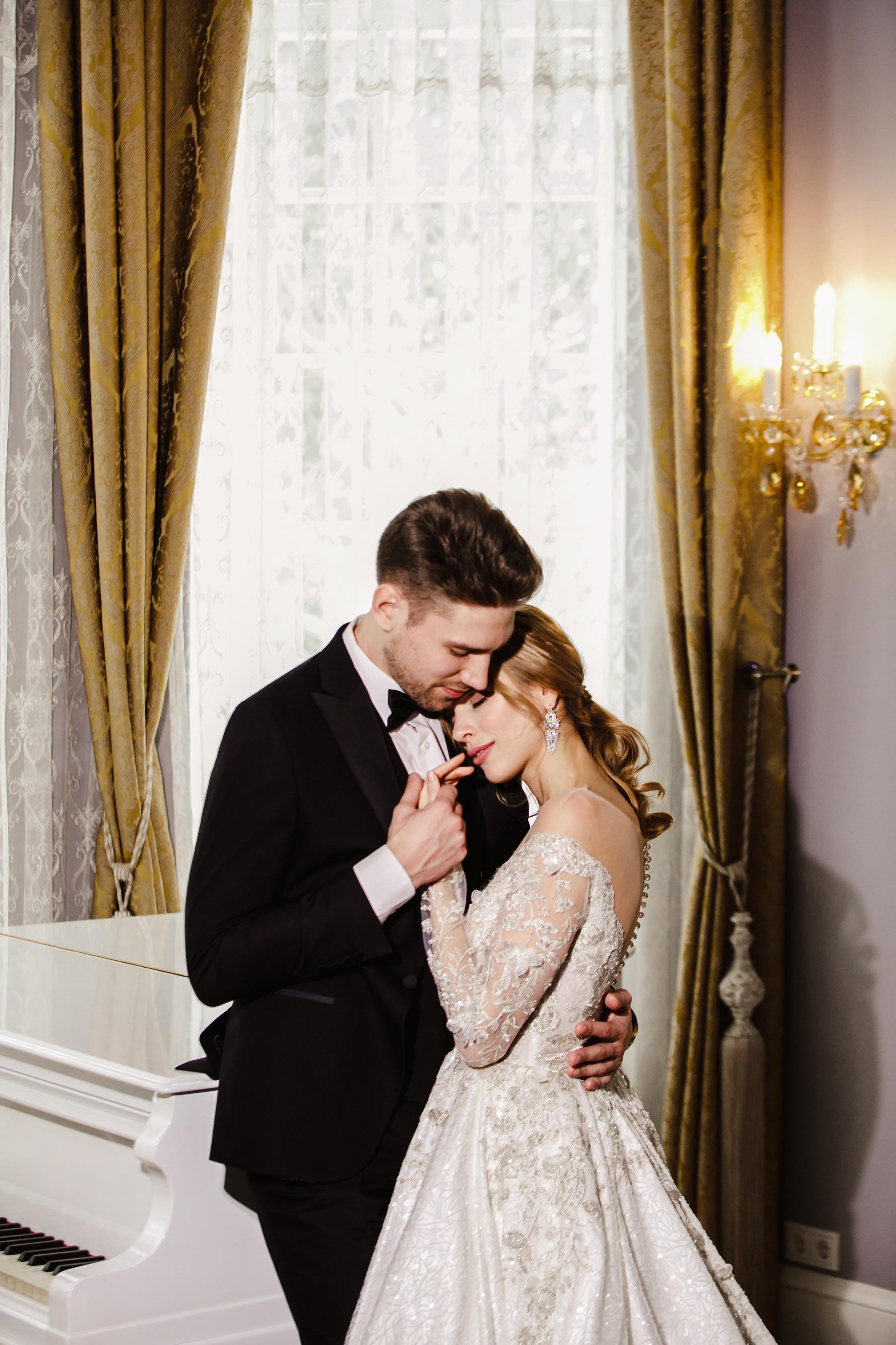 De Luxe Wedding Photoshoot Esteema Residence Kiev Ukraine. Iurkovski PHOTOGRAPHY in Europe. Luxury destination weddings and events