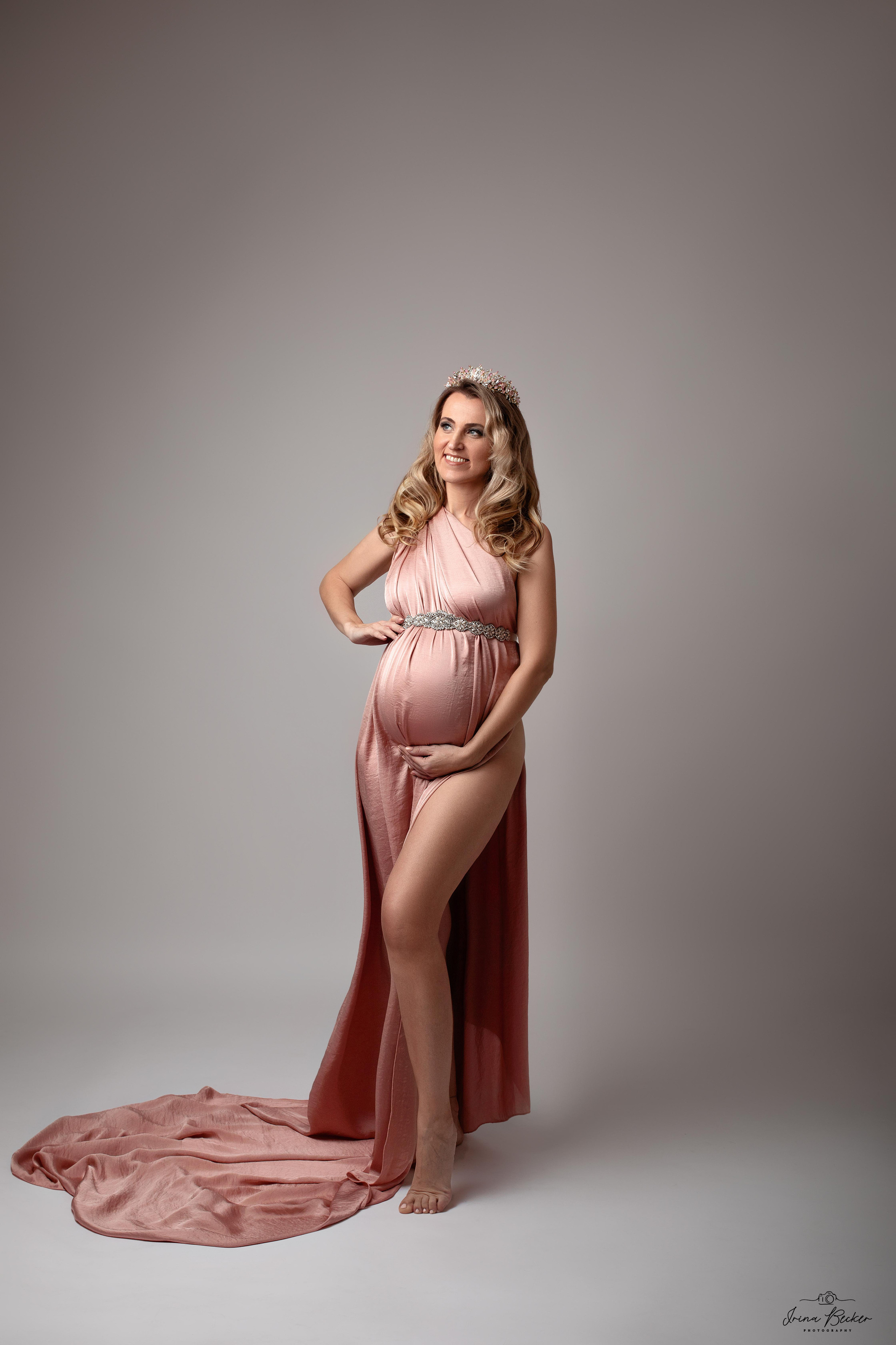 Babyfotograf Ulm, Babyfotograf Neu-Ulm, Babyfotograf Münsingen, Babyfotograf Metzingen, Babyfotograf Göppingen, Babyfotograf Tübingen, Babyfotograf Memmingen, Babyfotograf Reutlingen, Babyfotograf Stuttgart, Babyfotograf Günzburg, Babyfotograf Biberach an der Riss, Babyfotograf Alb-Donau-Kreis, Babyfotograf Bad Saulgau, Babyfotograf Bad Waldsee, Babyfotograf Ehingen, neugeborenenfotografie Ulm, neugeborenenfotografie Neu-Ulm, neugeborenenfotografie Stuttgart, neugeborenenfotografie Metzingen, neugeborenenfotografie Münsingen, neugeborenenfotografie Bad Saulgau, neugeborenenfotografie Bad Waldsee, neugeborenenfotografie Ehingen, neugeborenenfotografie Langenau, neugeborenenfotografie Ravensburg, neugeborenenfotografie Sigmaringen, Fograf Ulm, Fotograf Ehingen, Fotograf Bad Waldsee, Fotograf Friedrichshafen, Baby Ulm, Entbindung Ulm, babyfotograf Erbach, Babyfotograf Blabeuren, Babyfotograf Biberach, babyshooting ulm, babyshooting metzingen, babyshooting ehingen, Babybauchshooting, Schwangerschaftsshooting, Babybauchbilder, Babybauchfotografie Ulm, Matmaternity, studiophotography.studiophotoshoot