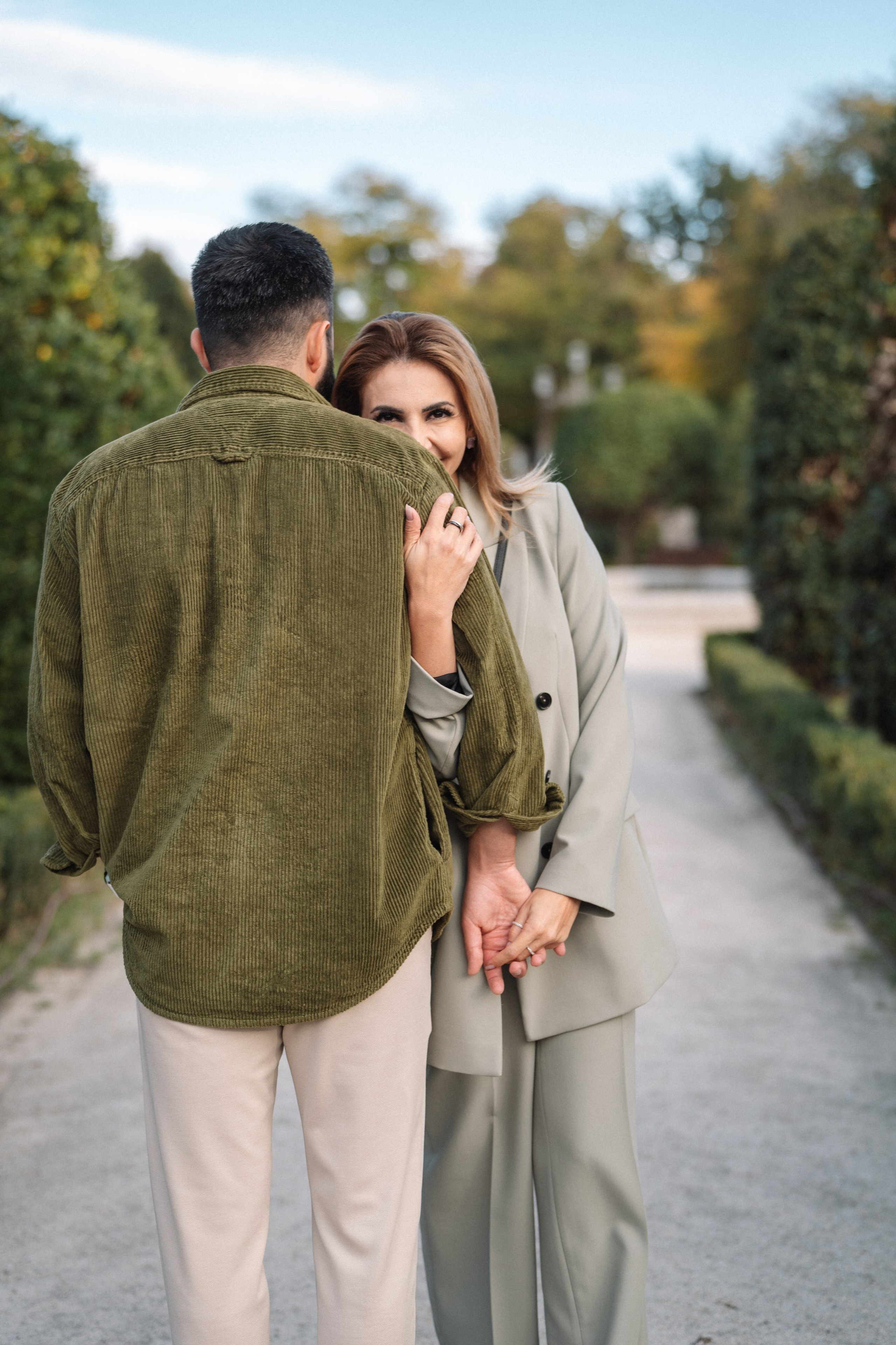 Couple photoshoot Spain. Photographer in Madrid, Spain. Alyona Belyaninova