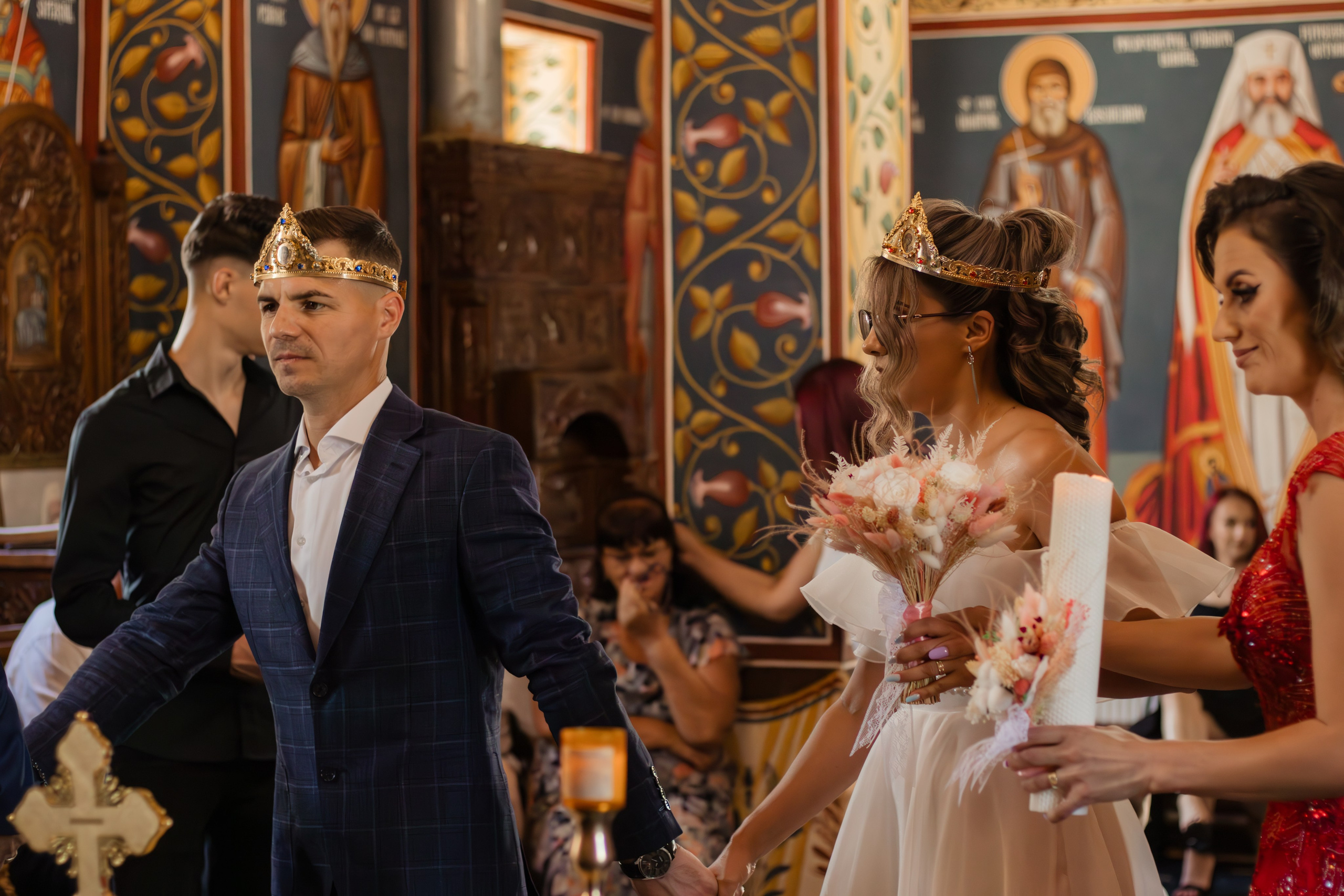 Oana & Vasile. Fotograf si videograf — evenimente si studio