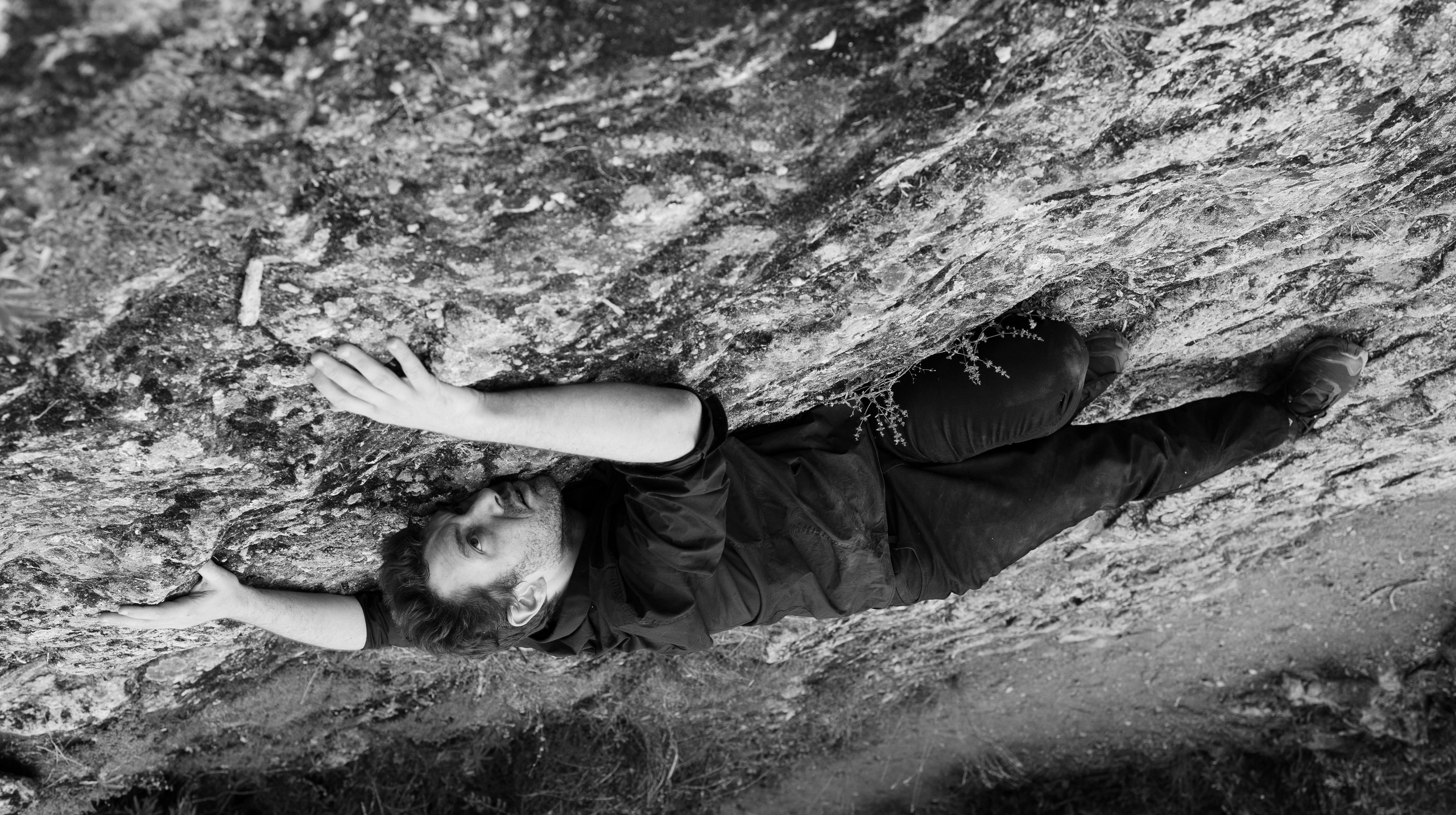 Portrait du portfolio d’un acteur Avignon Provence France. Histoires d’amour, séances photos de famille et de mariage en France