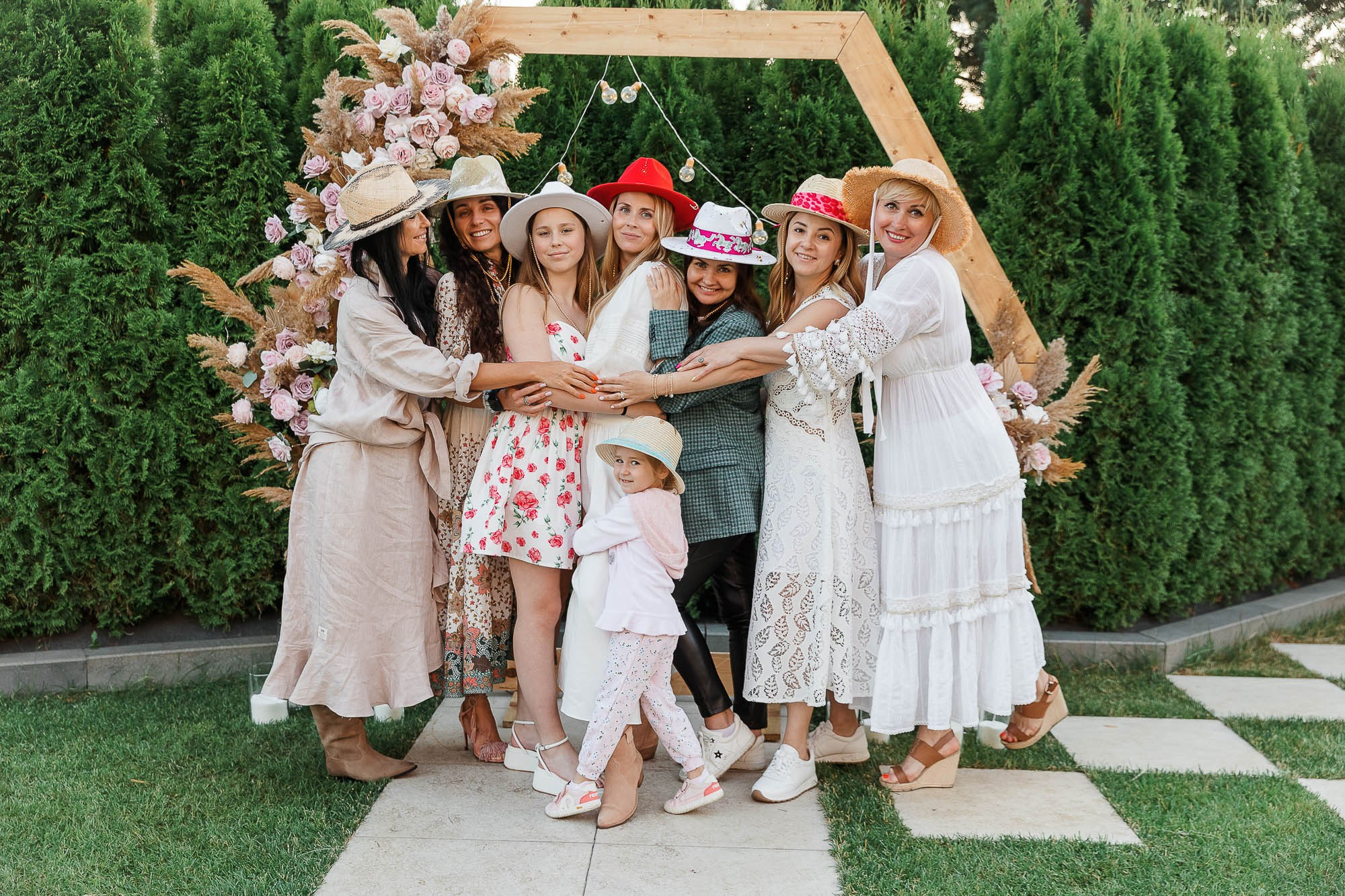 Elizabeth. Tanya Bogdan | Cornwall | Devon | UK Wedding Photographer