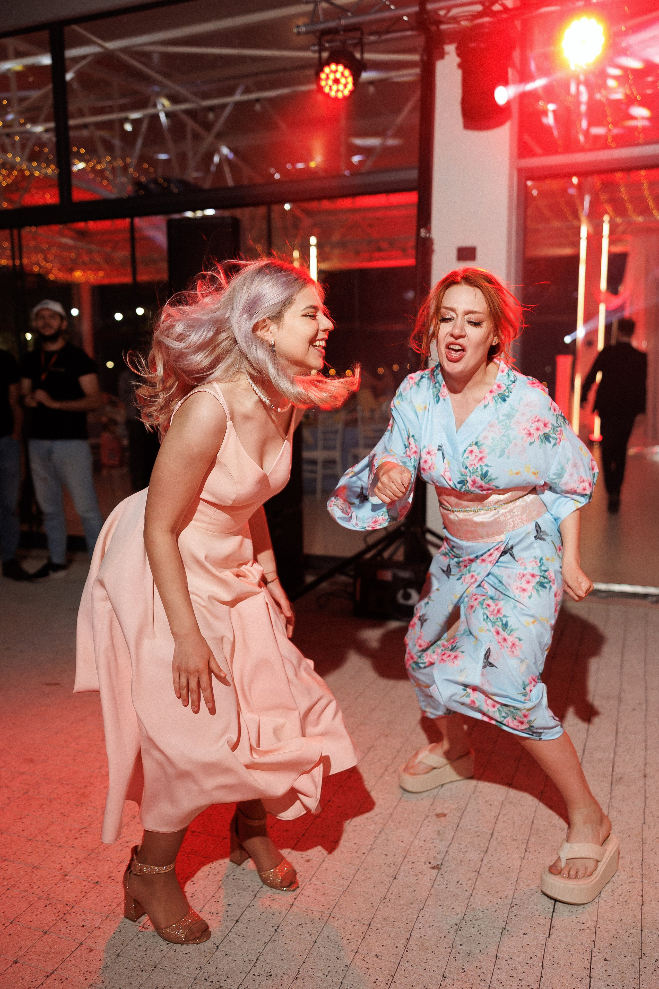 Florin & Corina — Complexul Turistic Costesti — Wedding Day. Servicii Foto și Video 067188353