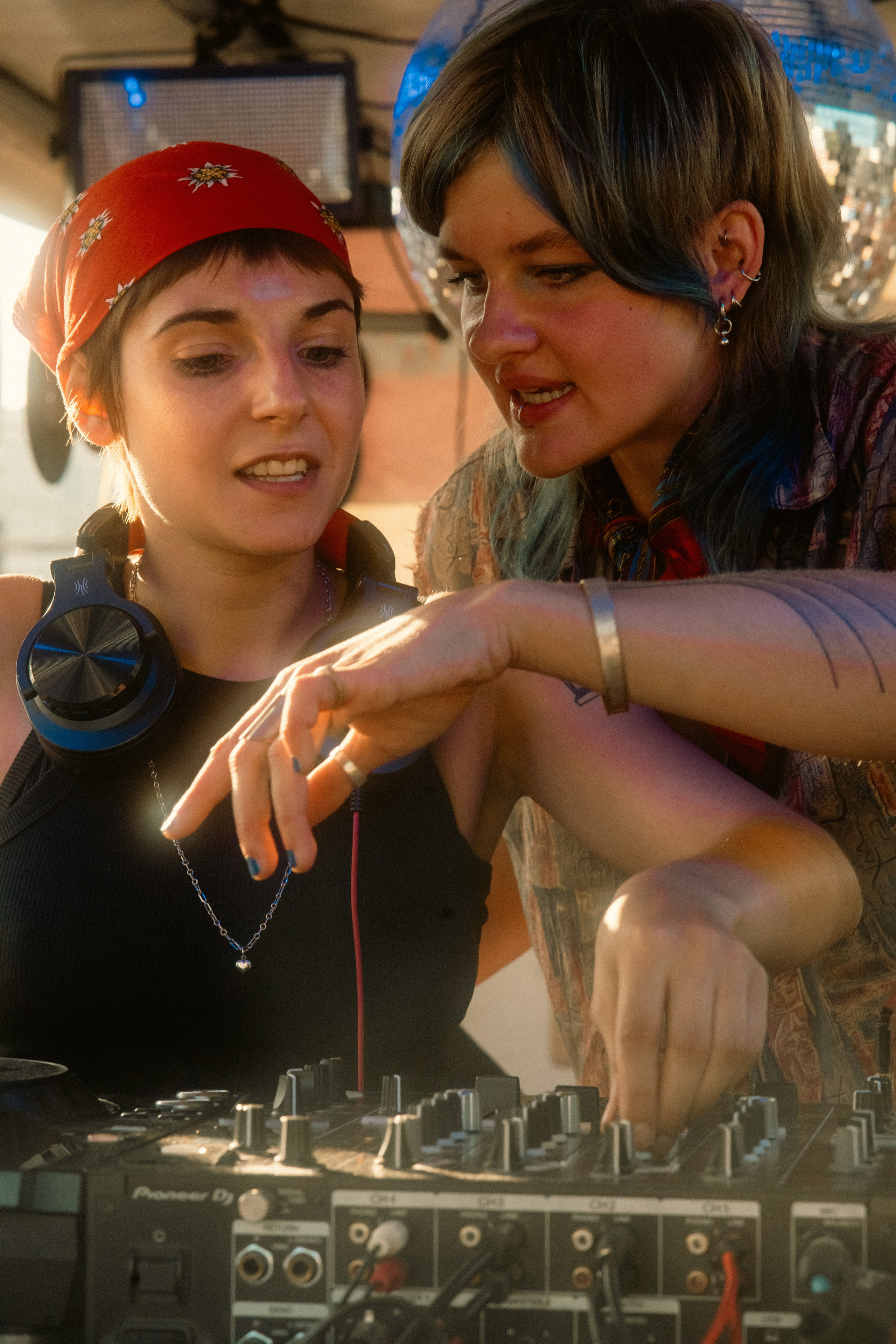 ZUG DER LIEBE 2024 // SUBLIME. Stevenson.Visual.Lab — Professional Photo/Video in Berlin