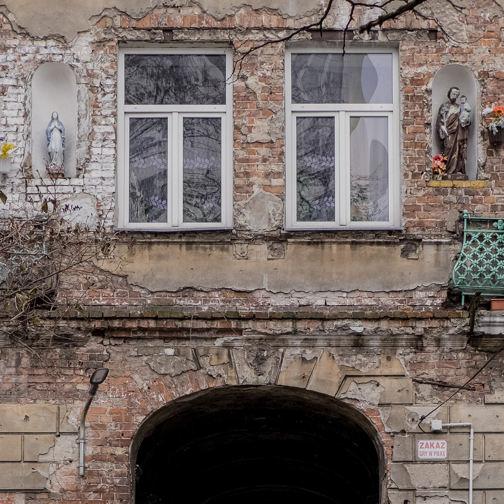 Kapliczki Warszawskie. Photographer Anastasiya Dubrovina