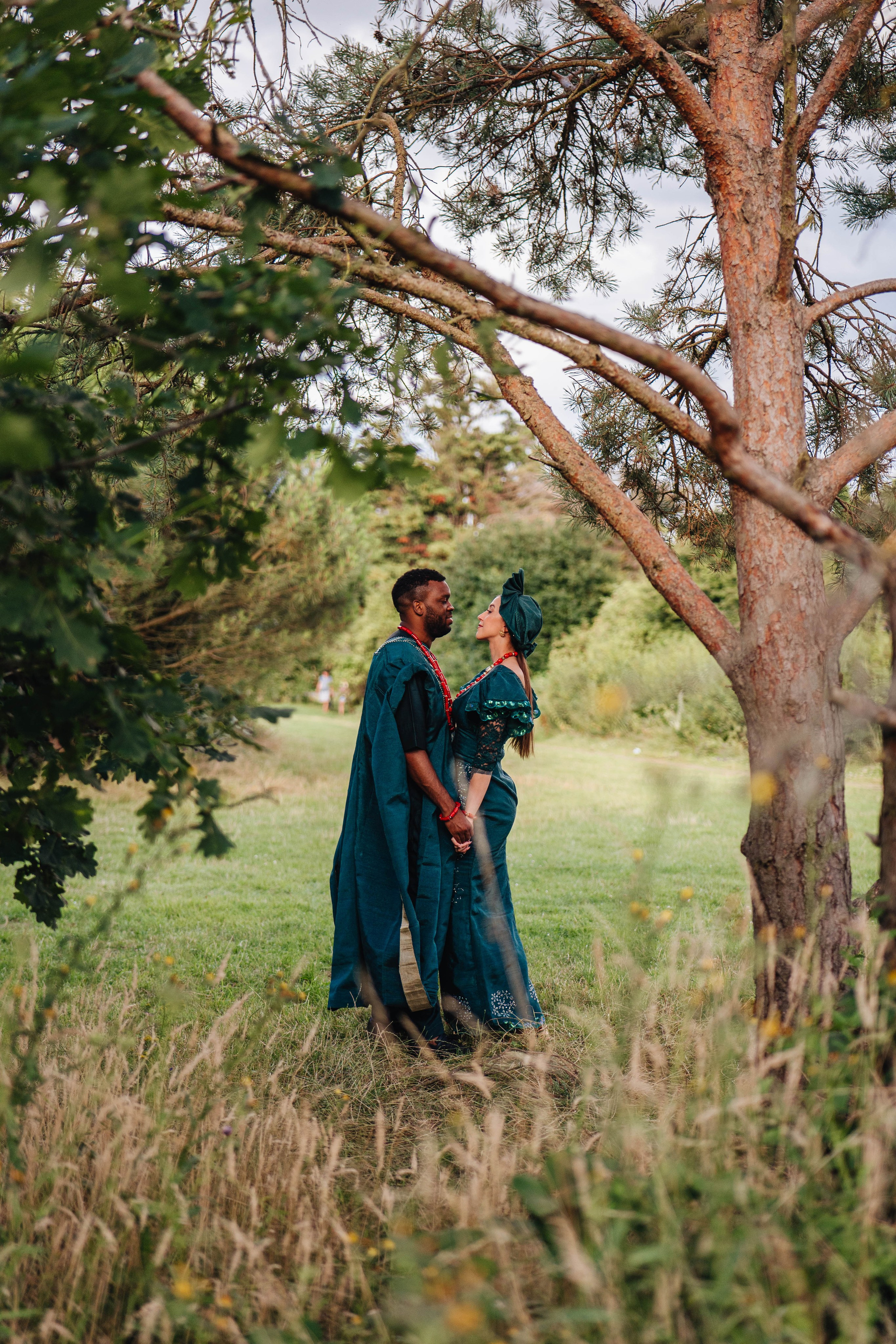Love story. Wedding and family photographer in London