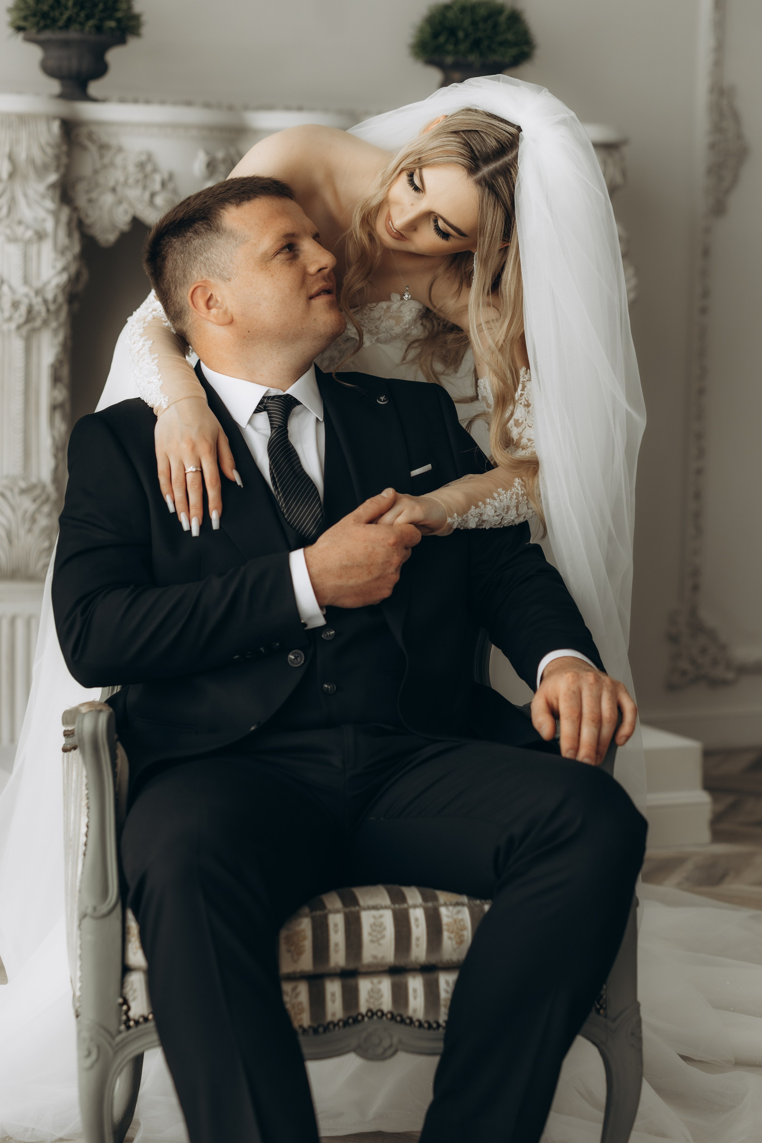 Nikolly & Constantin. Home