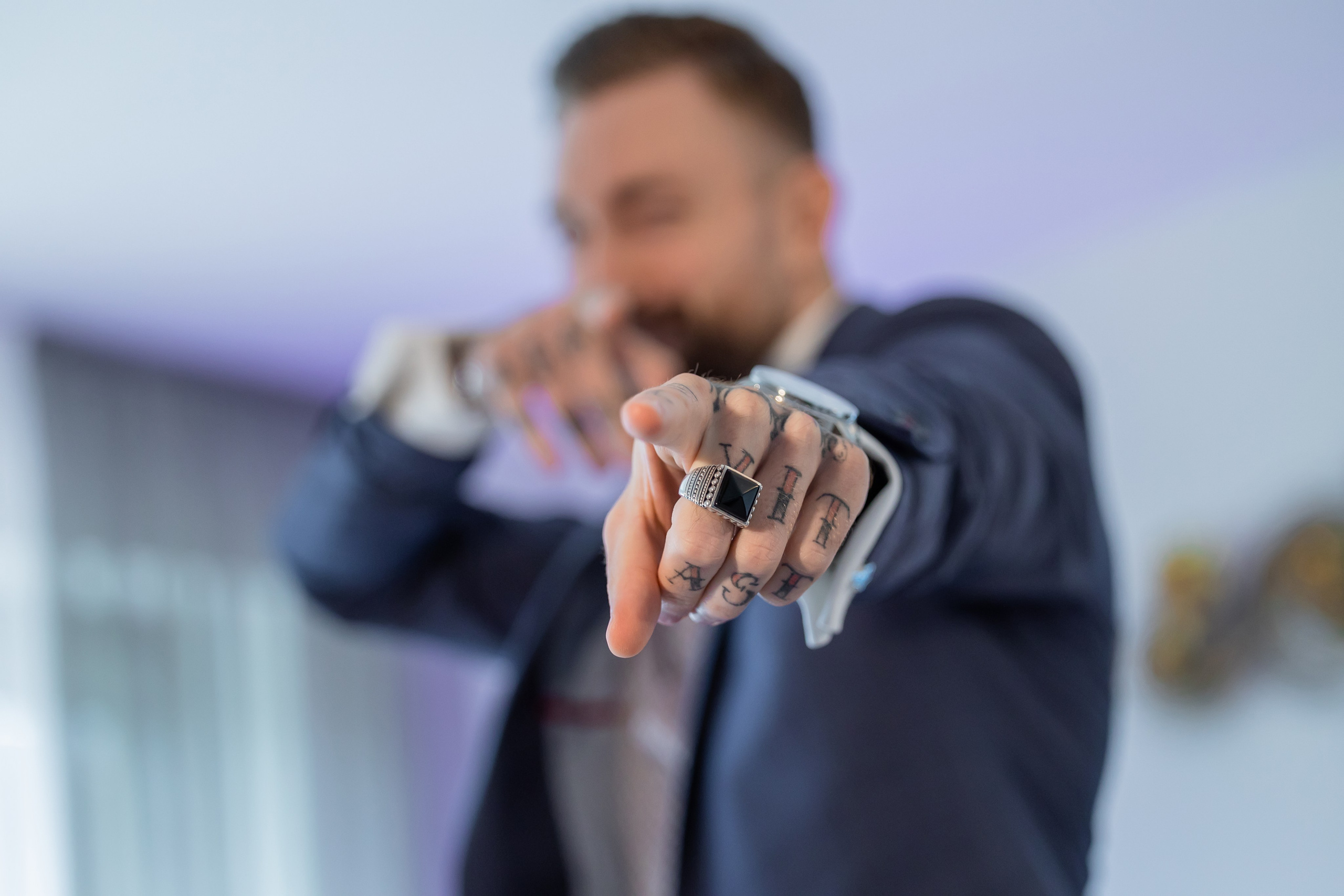 Hochzeitsfotograf Deutschland – Emotionale Fotos. Fotograf Sergej Nevelskij in Dortmund — Emotionale Hochzeitsfilme, Immobilienaufnahmen & individuelle Fotobücher