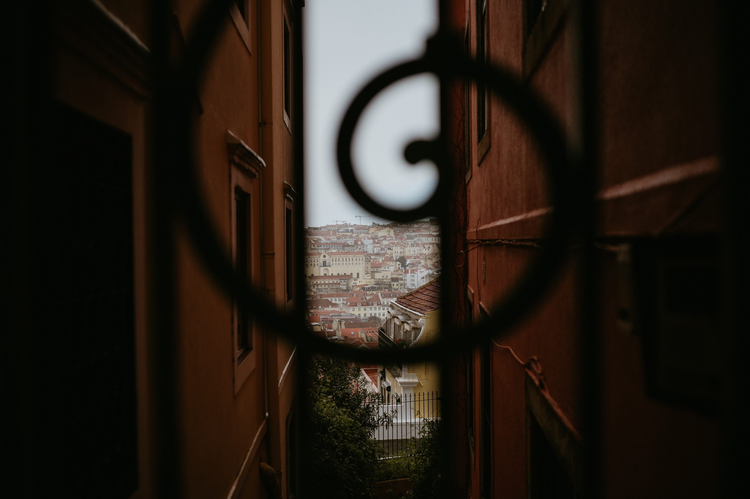 Ședință foto romantică în Lisabona – Inspirație pentru fotografiile de nuntă. Valentin Melen - fotograf de nunta 🤍
