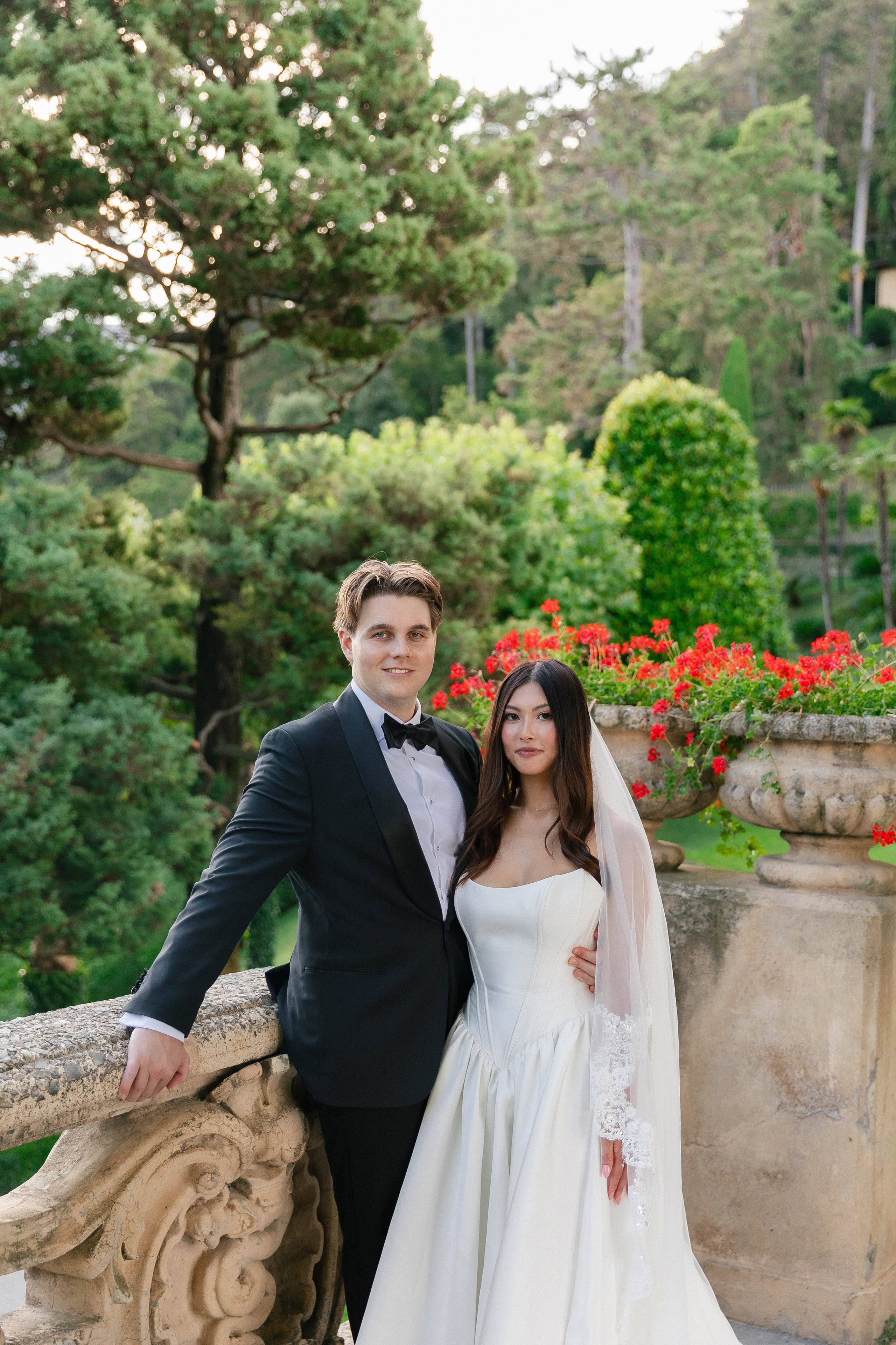 Lily & Zach, Villa del Balbianello. Photographer in Italy Anna Linnik