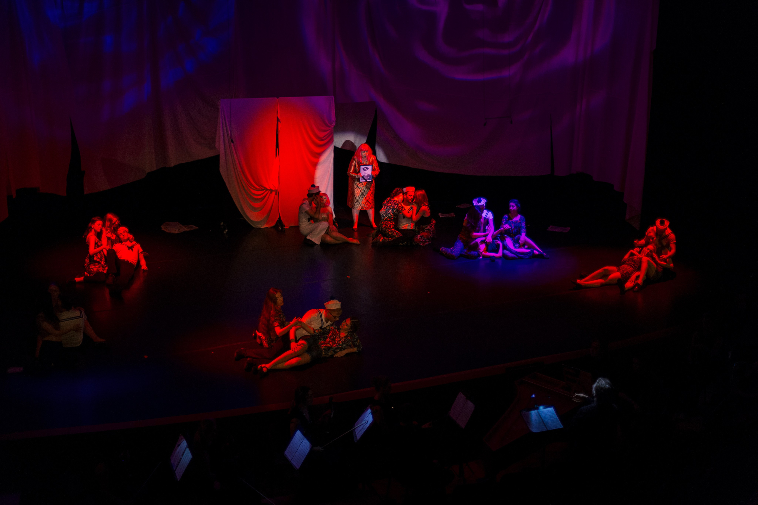 Opera. Fotograf Ślubny Warszawa - Sesje Biznesowe Rodzinne Eventy