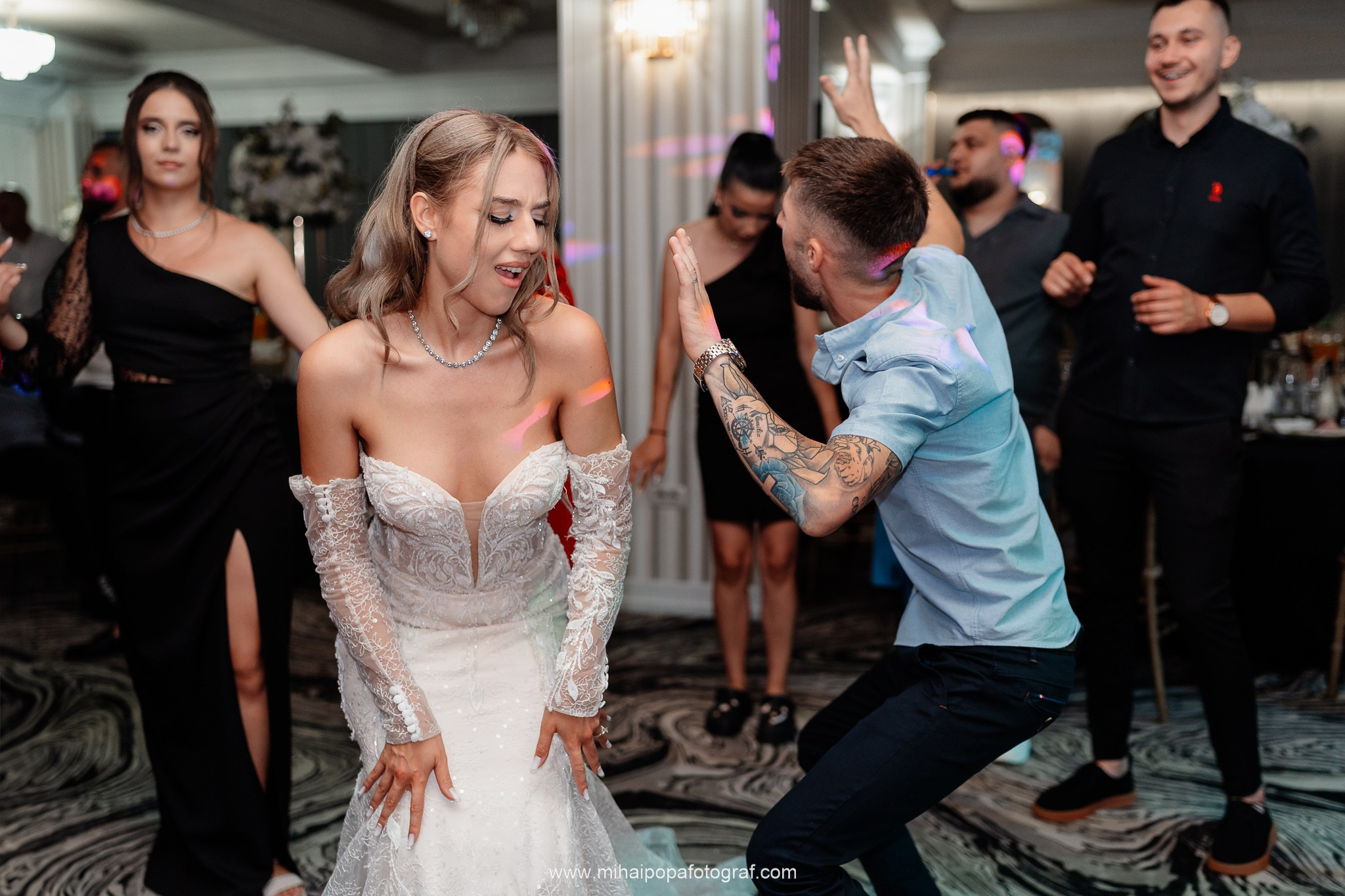 Fotograf de nuntă în Râmnicu Vâlcea | Mihai Popa Fotograf. Fotograf Nuntă & Botez București - Mihai Popa | Dincolo de oameni, imortalizez emoții!