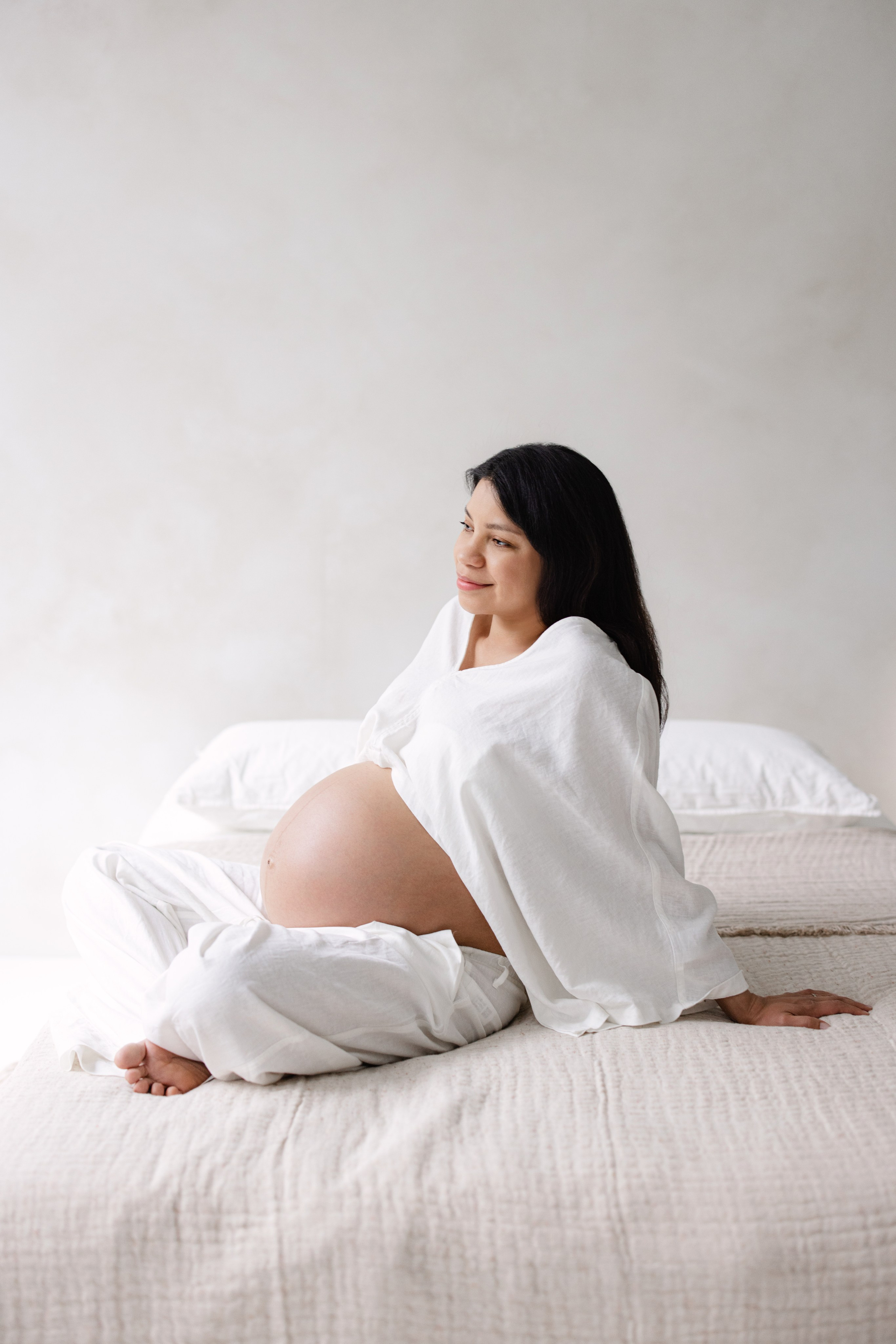 Zeitlose und moderne Schwangerschaftsfotografie in Zürich & Uster — natürlich, unkompliziert und ohne Kitsch. Wedding and Family Photographer Switzerland and Italy. Valeria Diaz