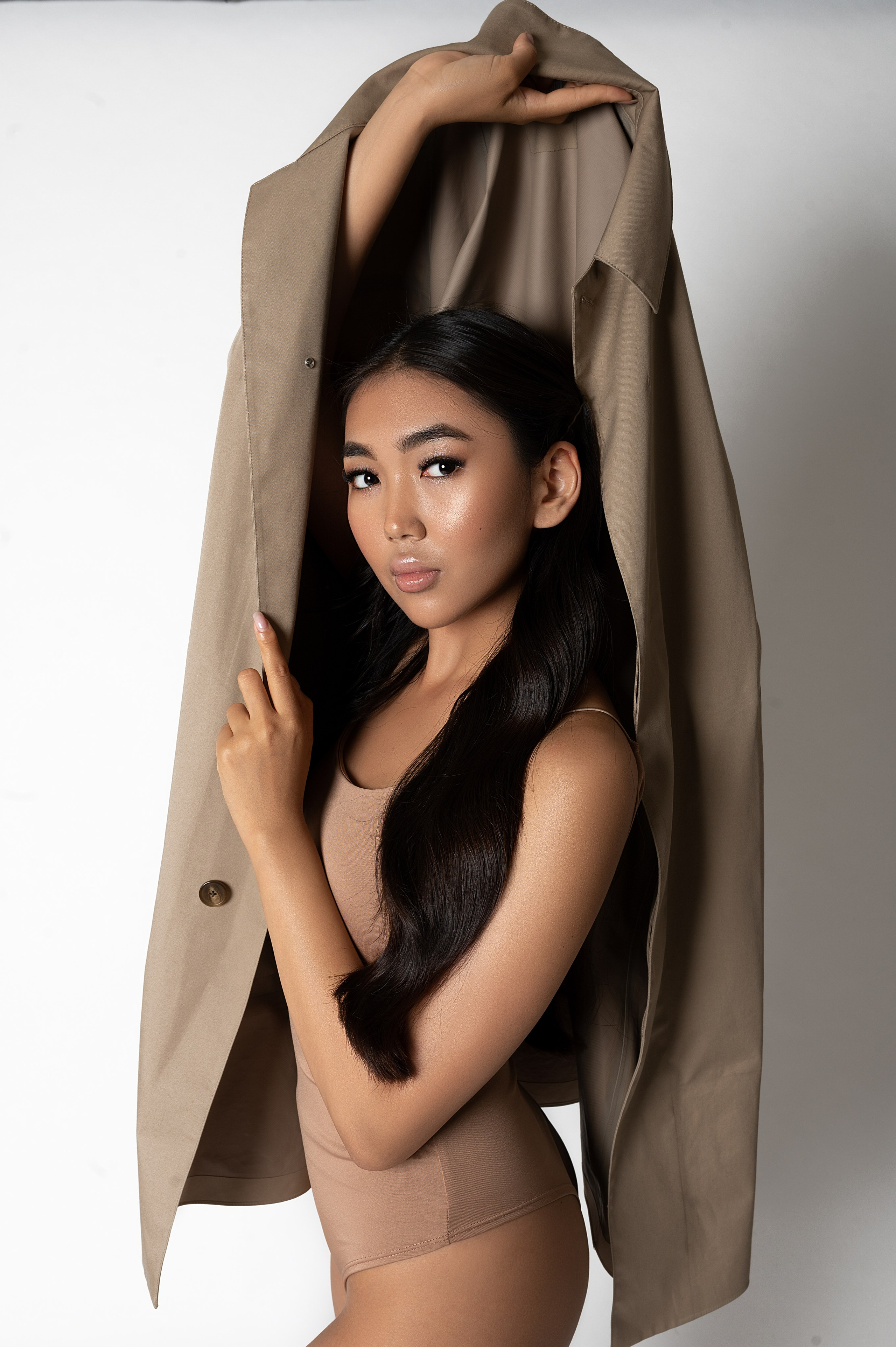 CannaXlife CBD products. ANNA-MARIA PHOTO CONTENT CREATOR — фотограф, естет, художник і візуальний експерт Instagram у Празі