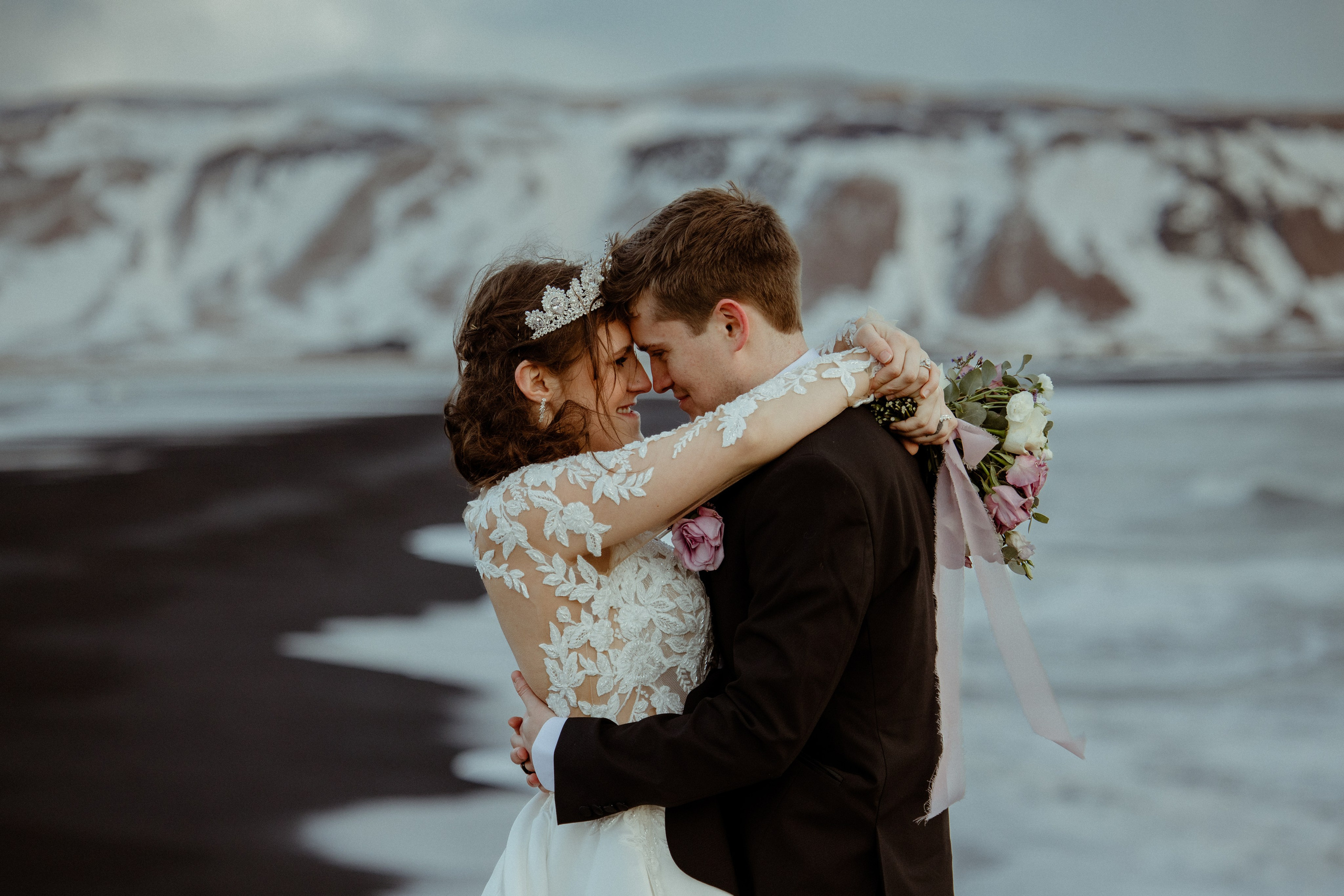 Snowy Elopement in Iceland. Iceland elopement photo and video | Nikolaichik Photo