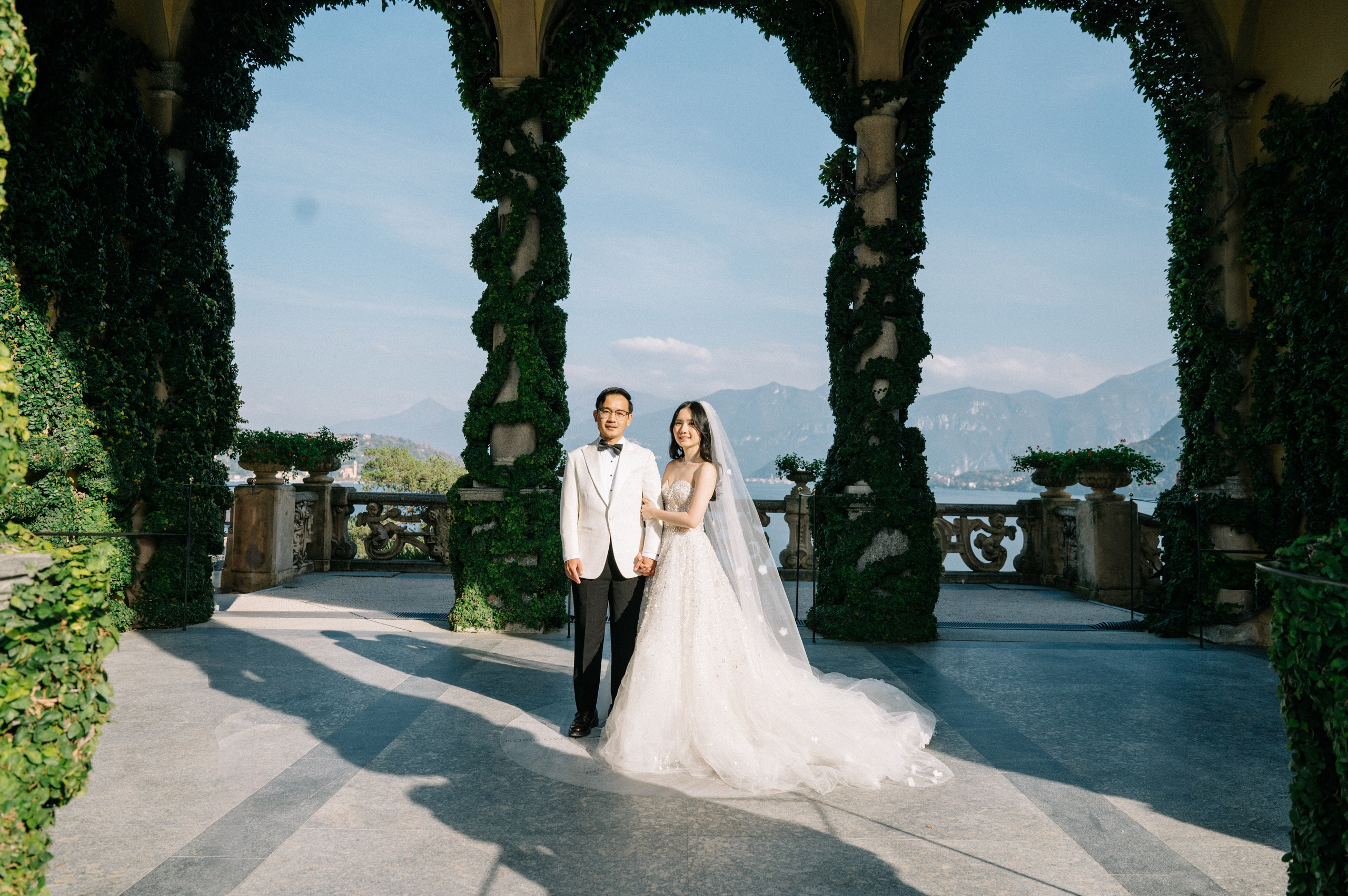 Lake Como. Lake Como Photographer — Proposal | Wedding | Elopement