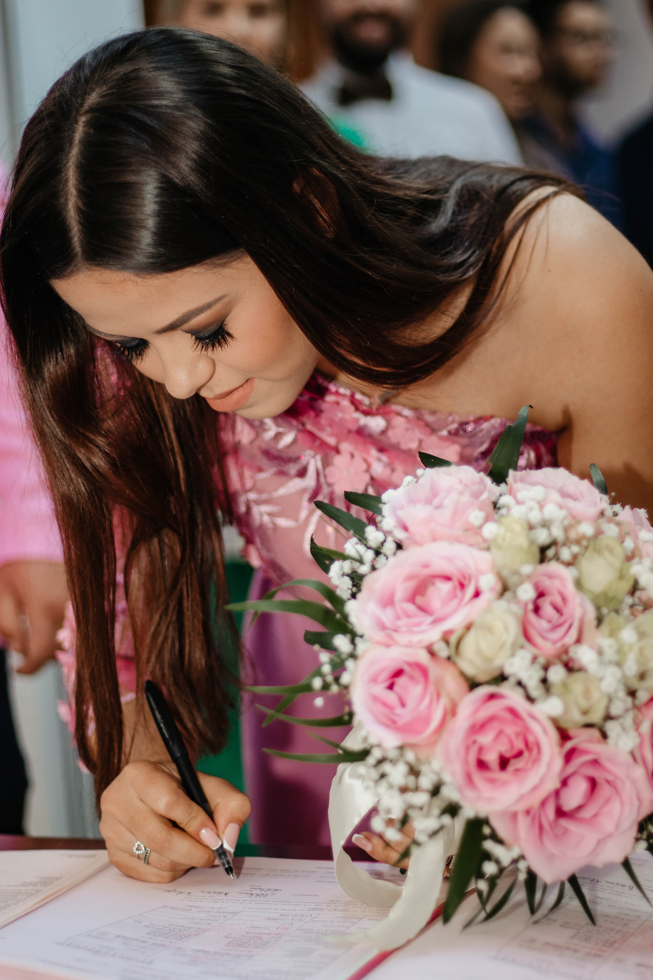Nicoleta & Florin. Fotograf si videograf — evenimente si studio