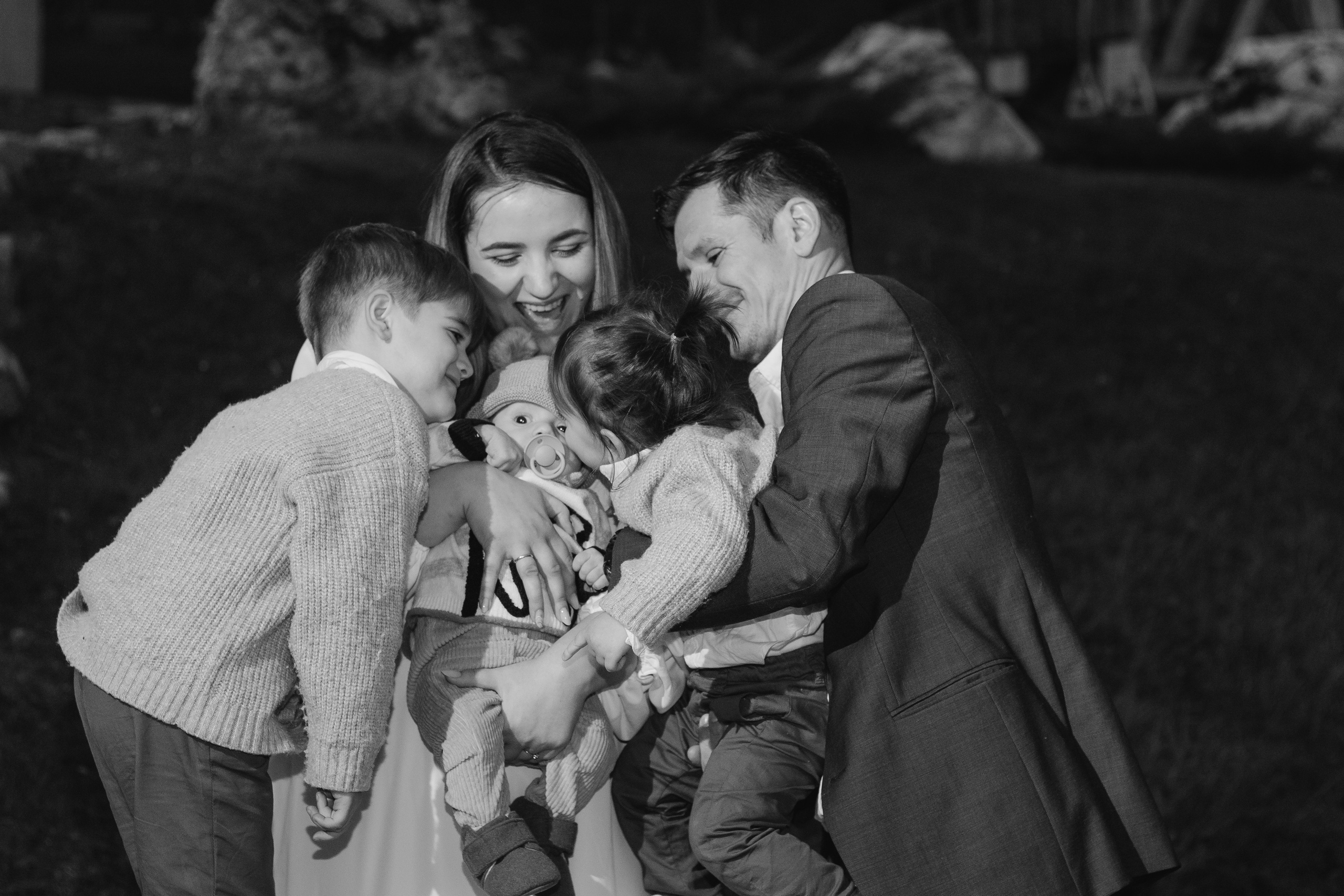 Razvan. Fotograf si videograf — evenimente si studio