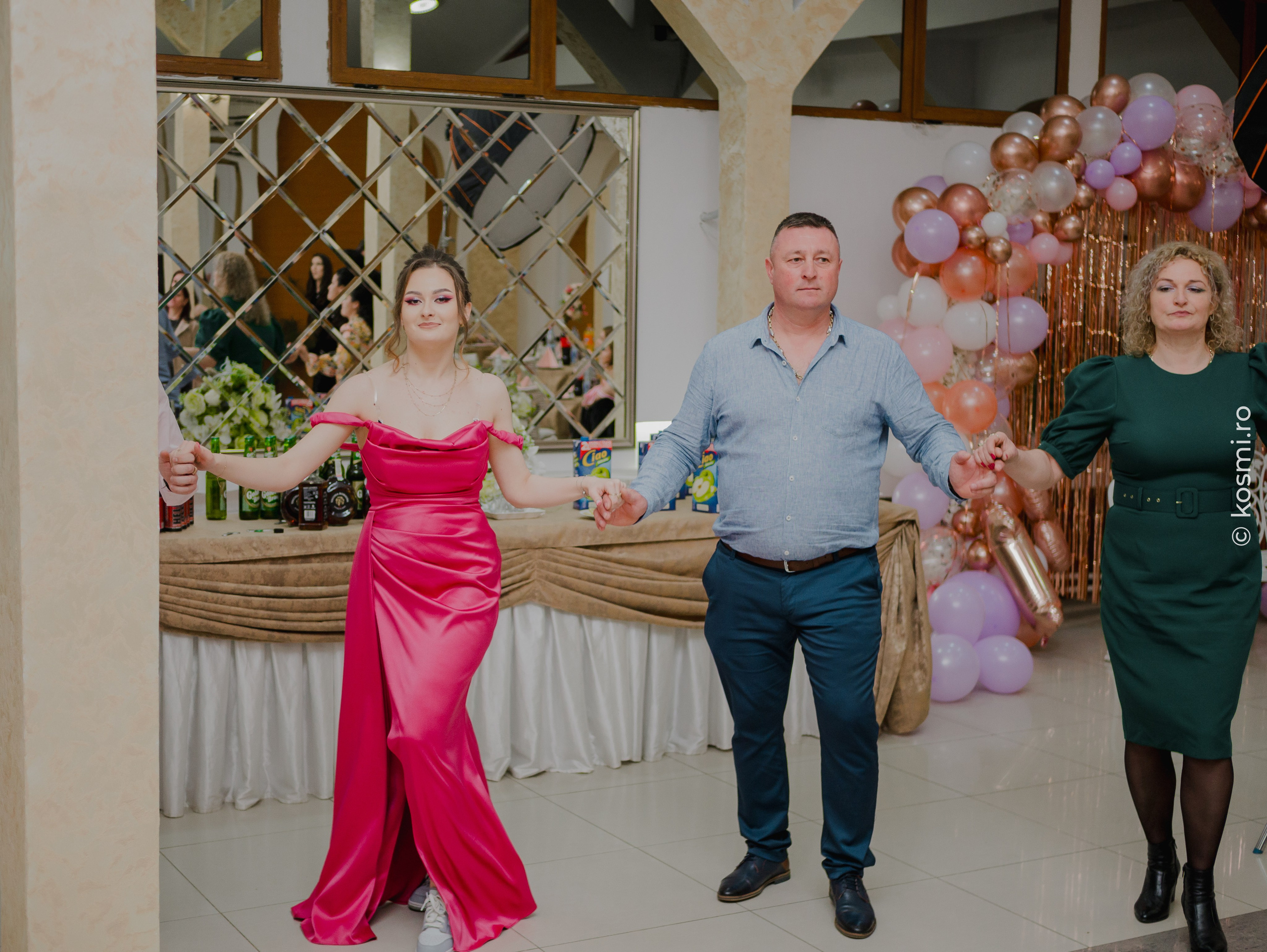 Majorat Andreea. Kosmi