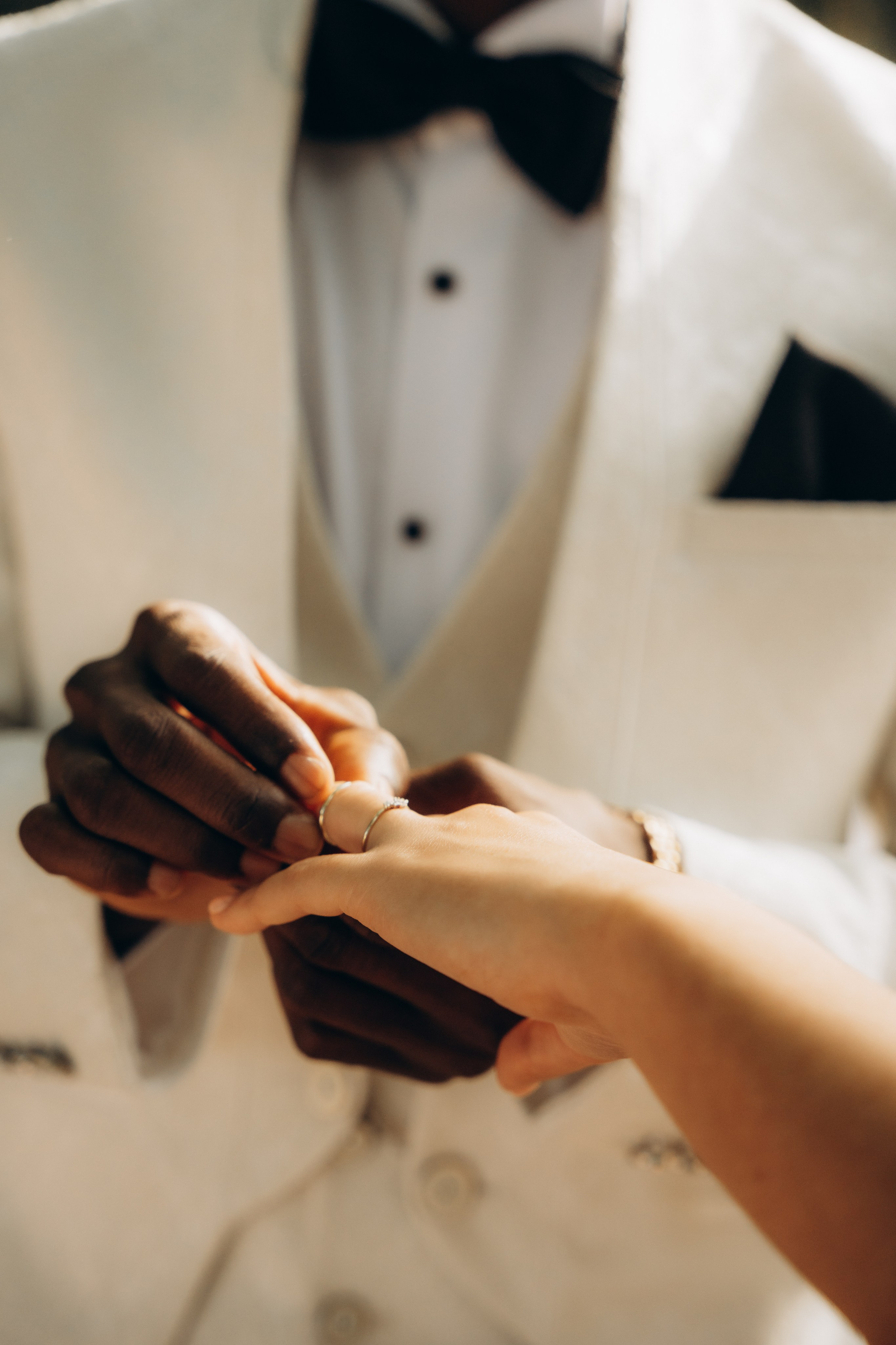 Anisa & Yannick huwelijk in Gent. Little Birdie – Jouw familie- en huwelijksfotograaf in België en daarbuiten