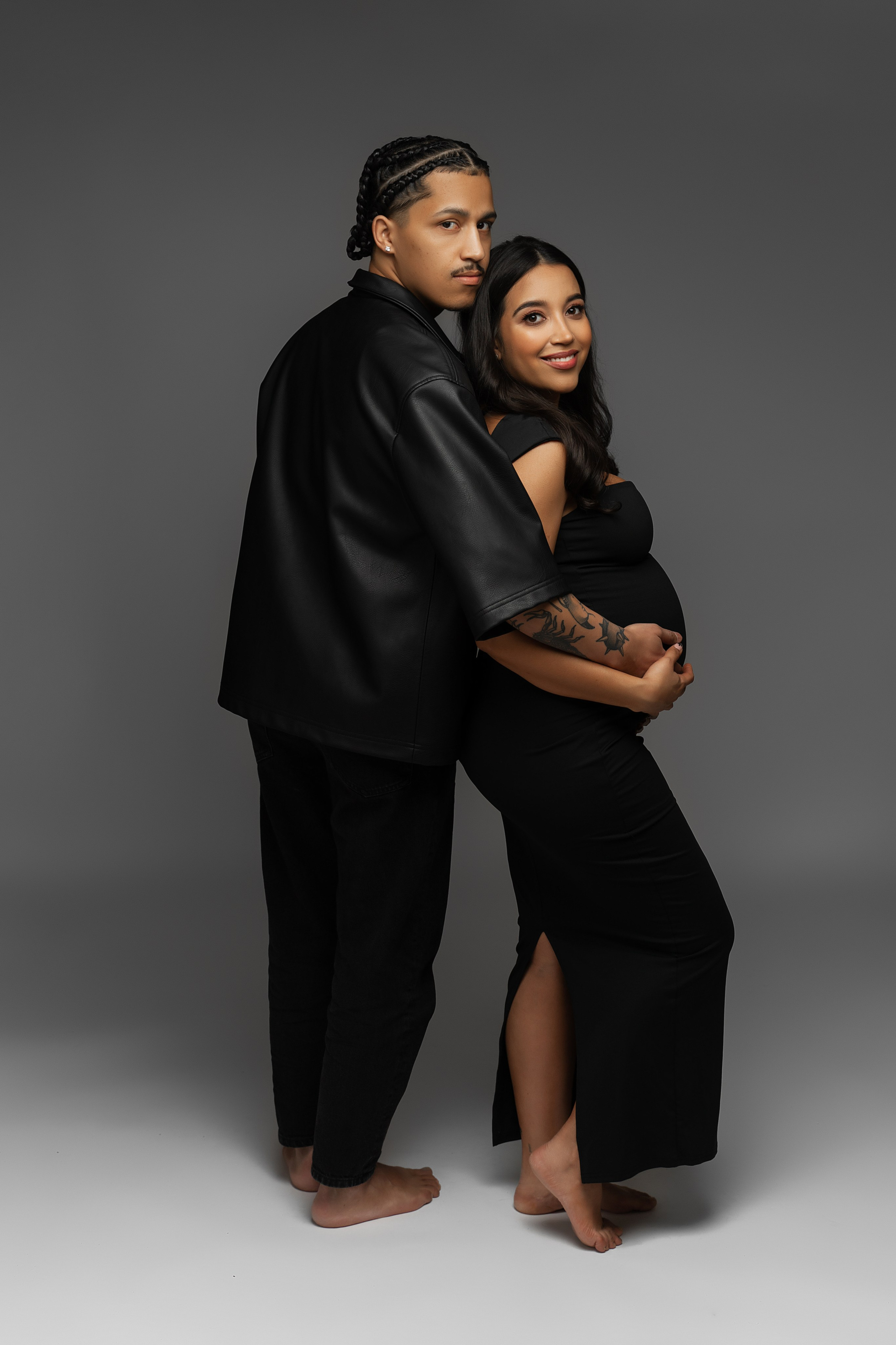 STUDIO: Barbara. Maternity/Love story/Wedding photographer