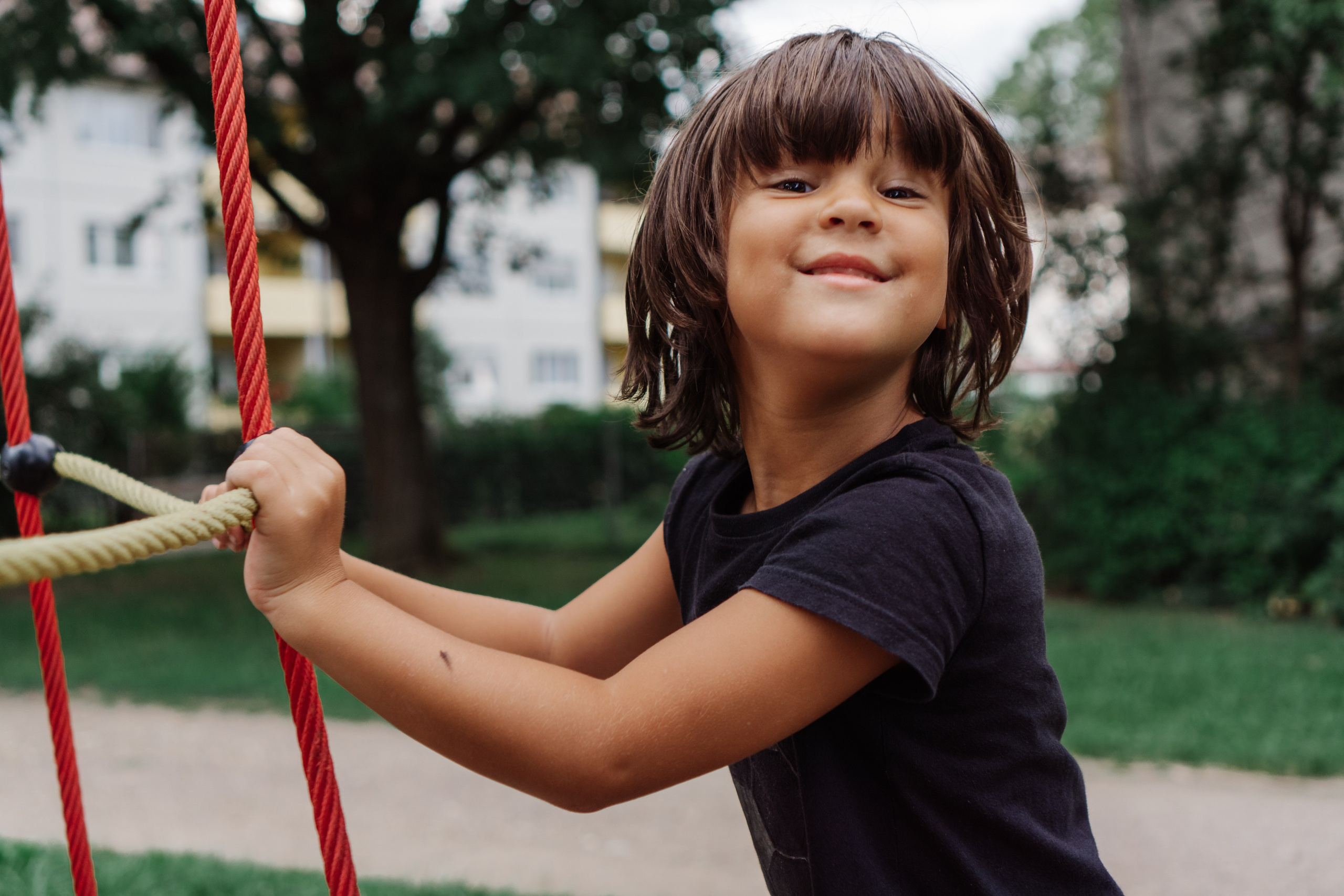 Rayan. Kreatives Design & Fotografie – Dein Partner für starke visuelle Auftritte