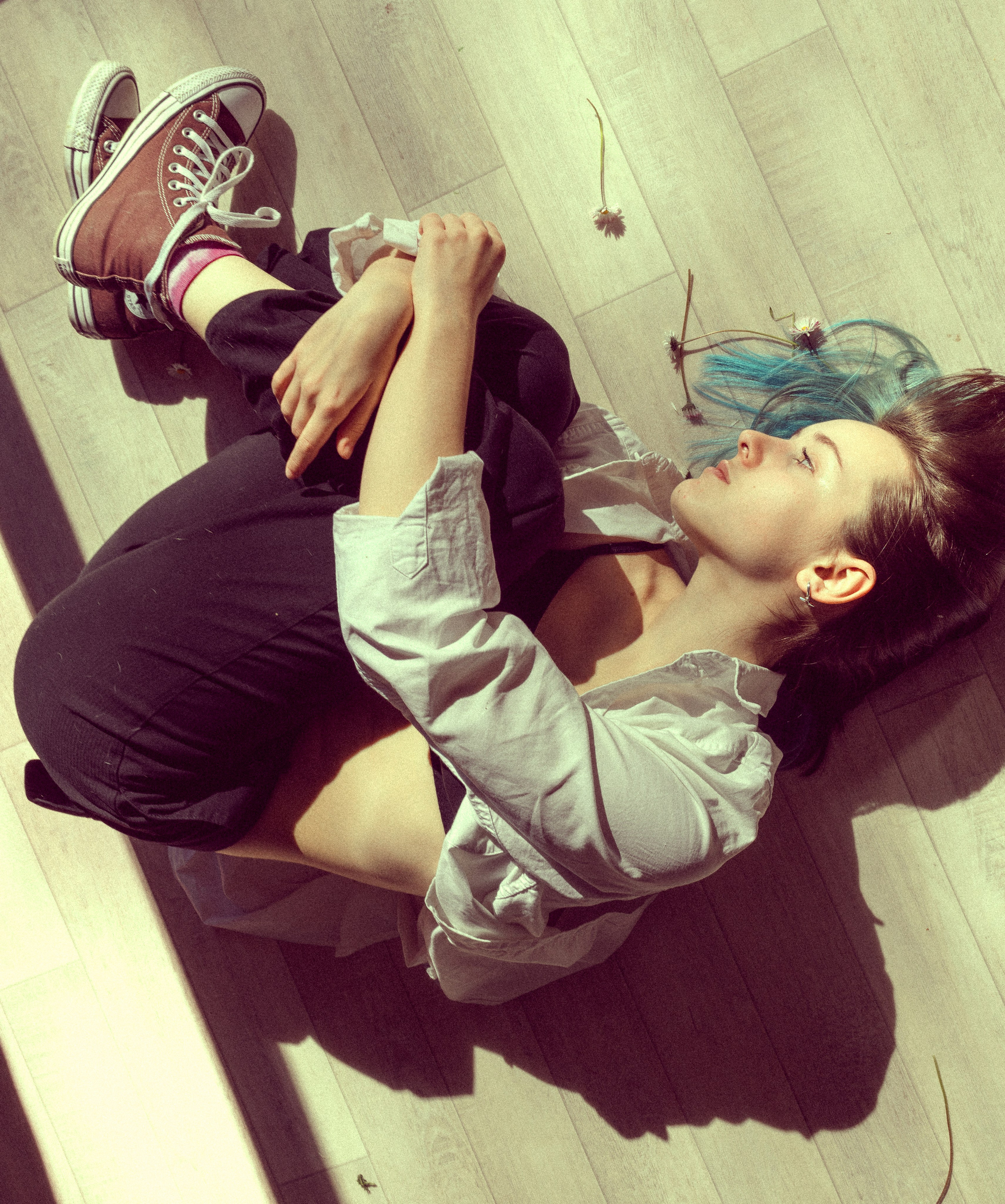 Portrait de femme charismatique. Histoires d’amour, séances photos de famille et de mariage en France