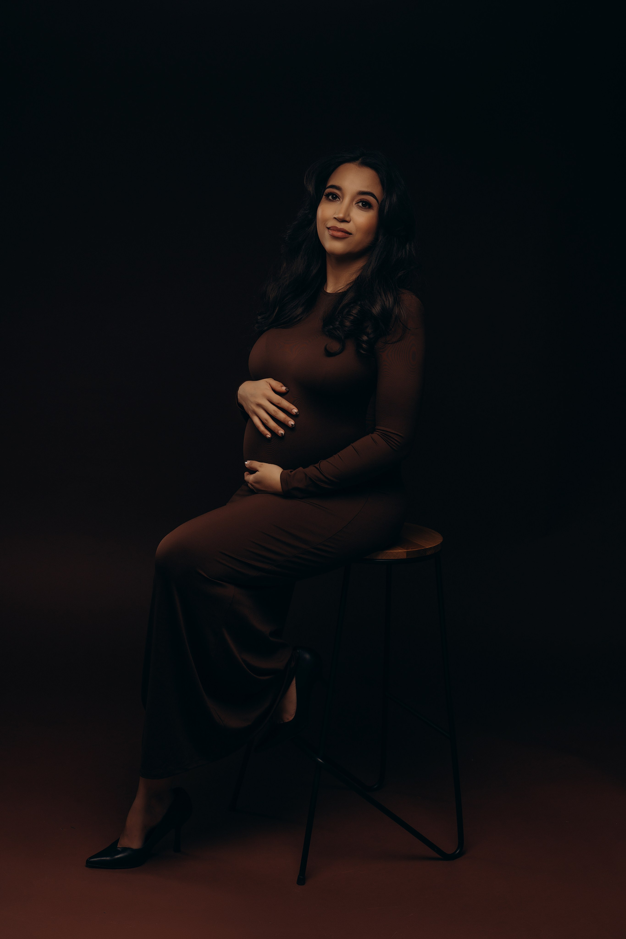 STUDIO: Barbara. Maternity/Love story/Wedding photographer