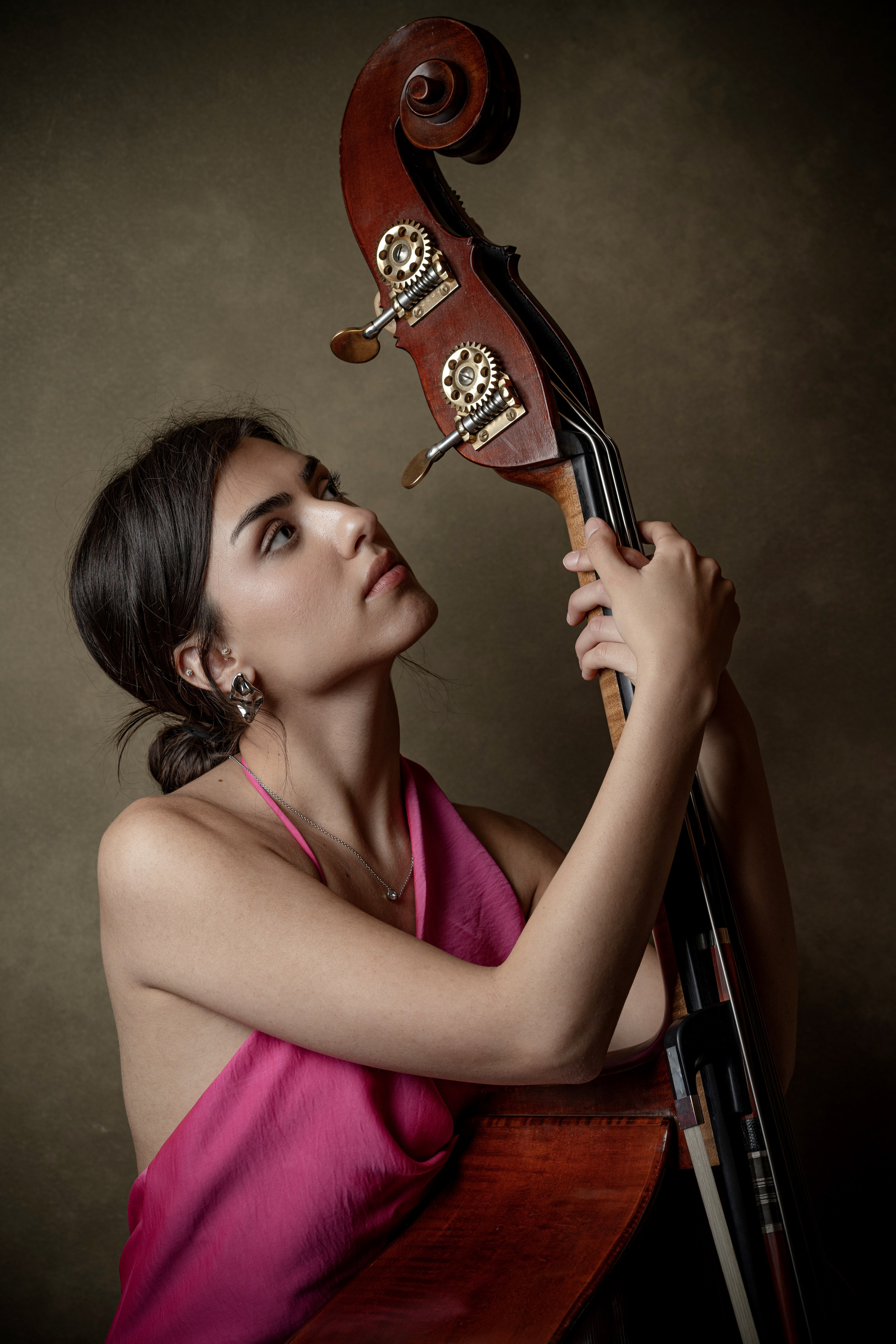 GÖKÇE. Portrait photographer in Germany and all over Europe Mischa Blank