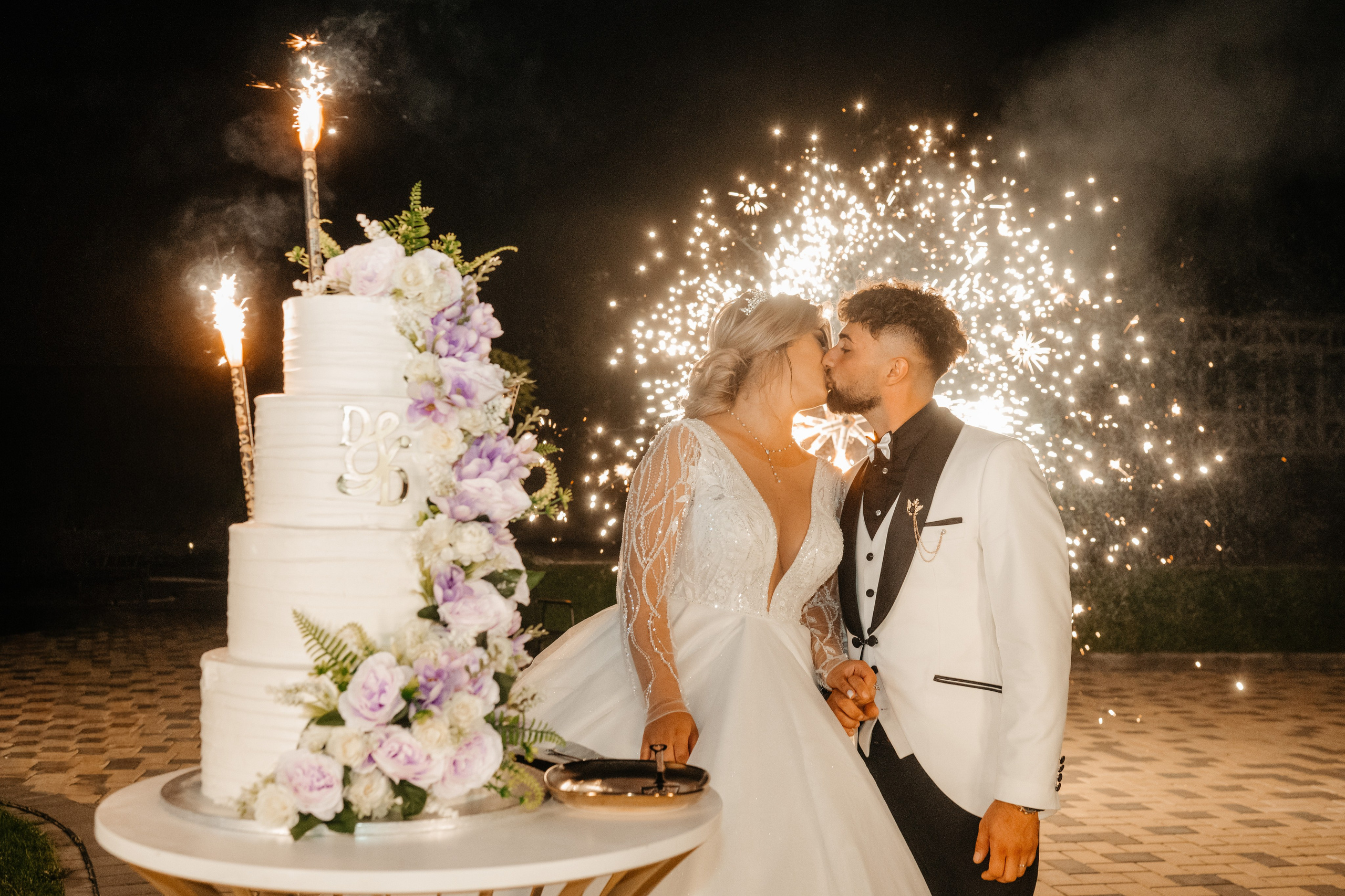 🤎 D a i a n a & D a n i e l - Wedding Day Preview. Wedding & Family Photographer