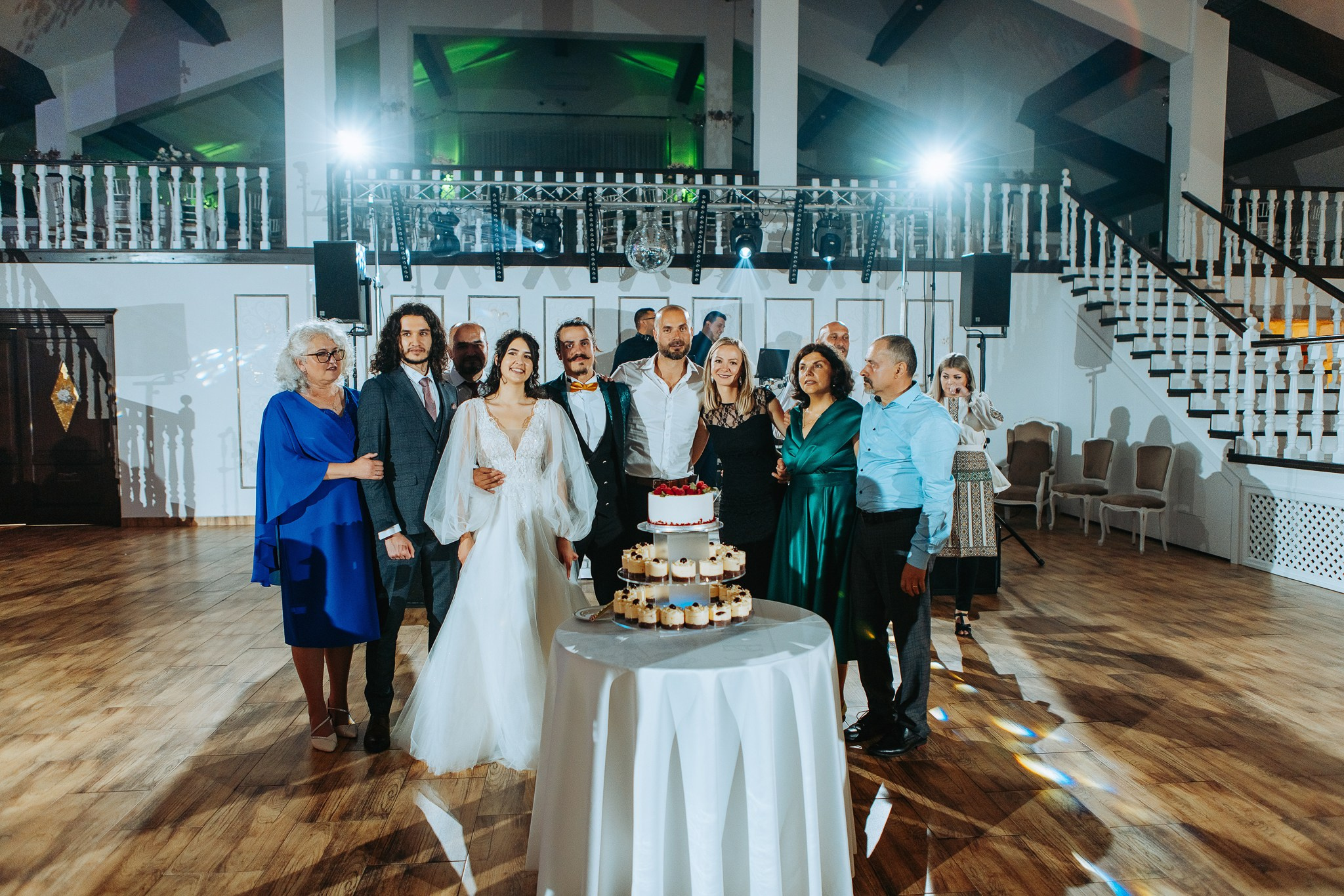 Radu si Diana. Wedding photographer and videographer