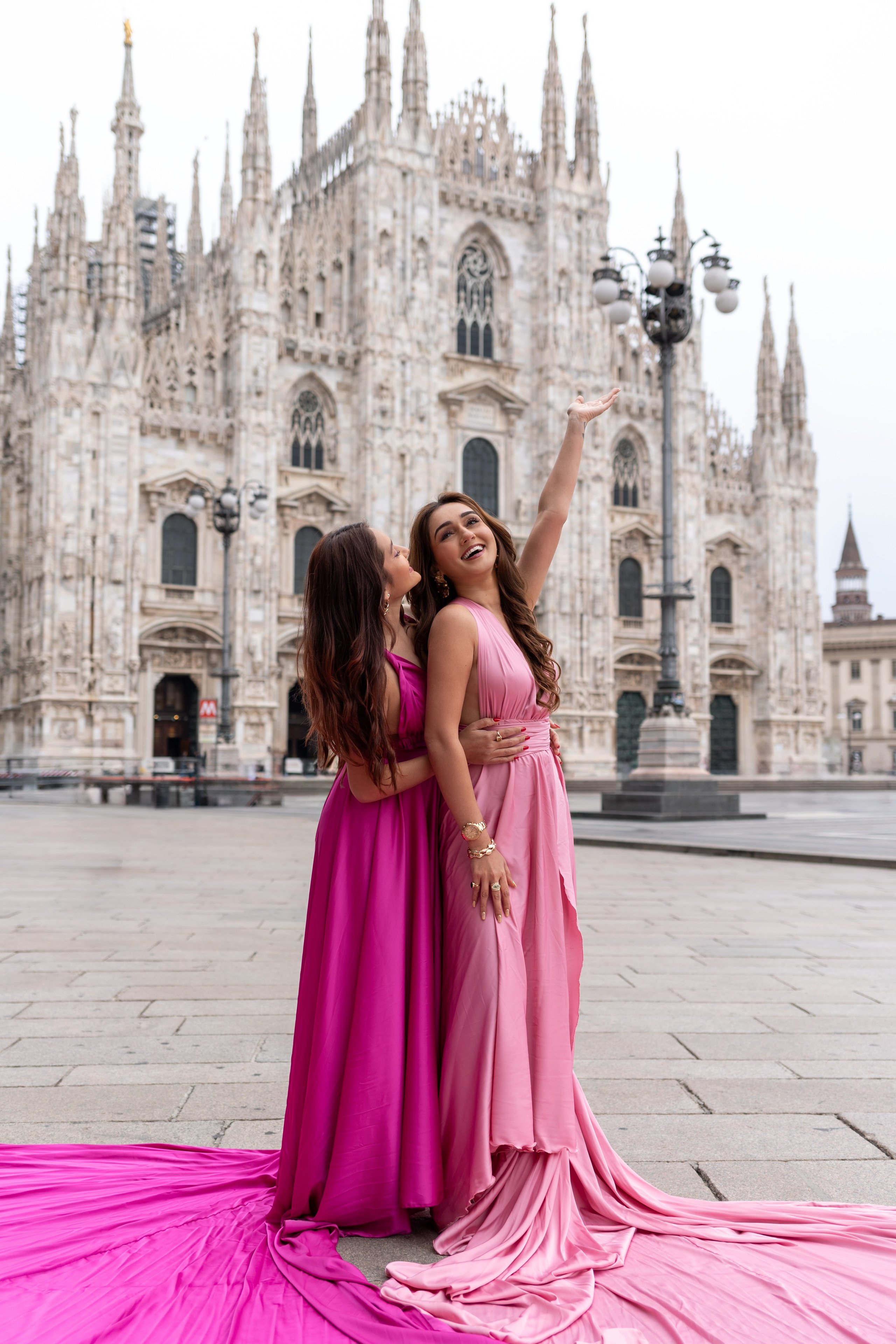 Tanya and Krittika. Photographer in Milan |Mila Pro Photo