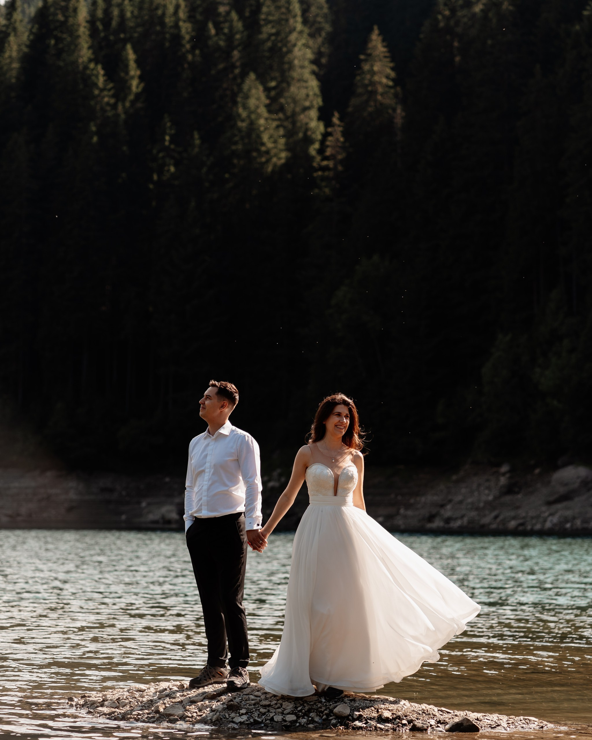 Trash the Dress la Lacul Bolboci  | Mihai Popa Fotograf. Fotograf Nuntă & Botez București - Mihai Popa | Dincolo de oameni, imortalizez emoții!