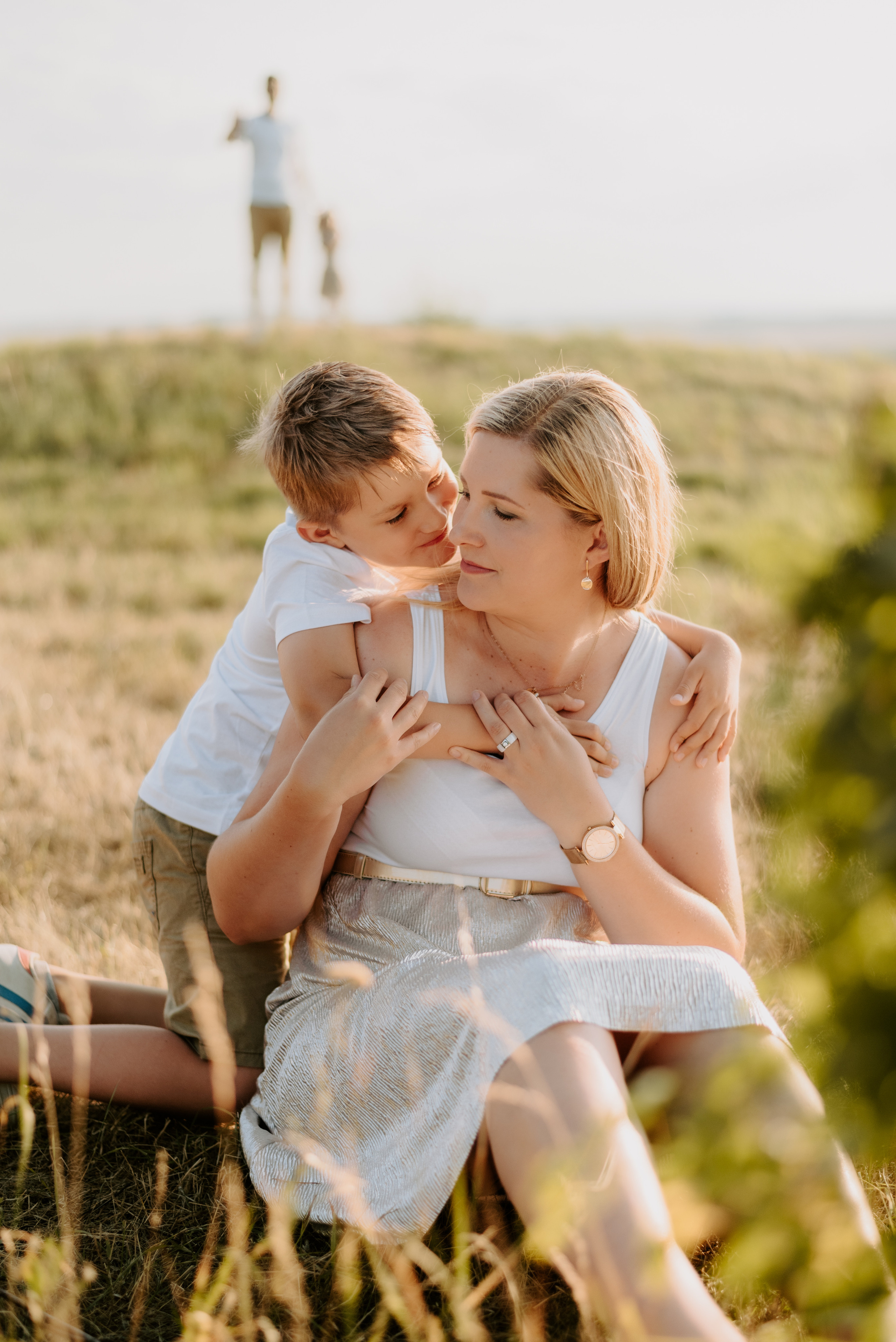 Lucka and family. Lifestyle, wedding and family photographer