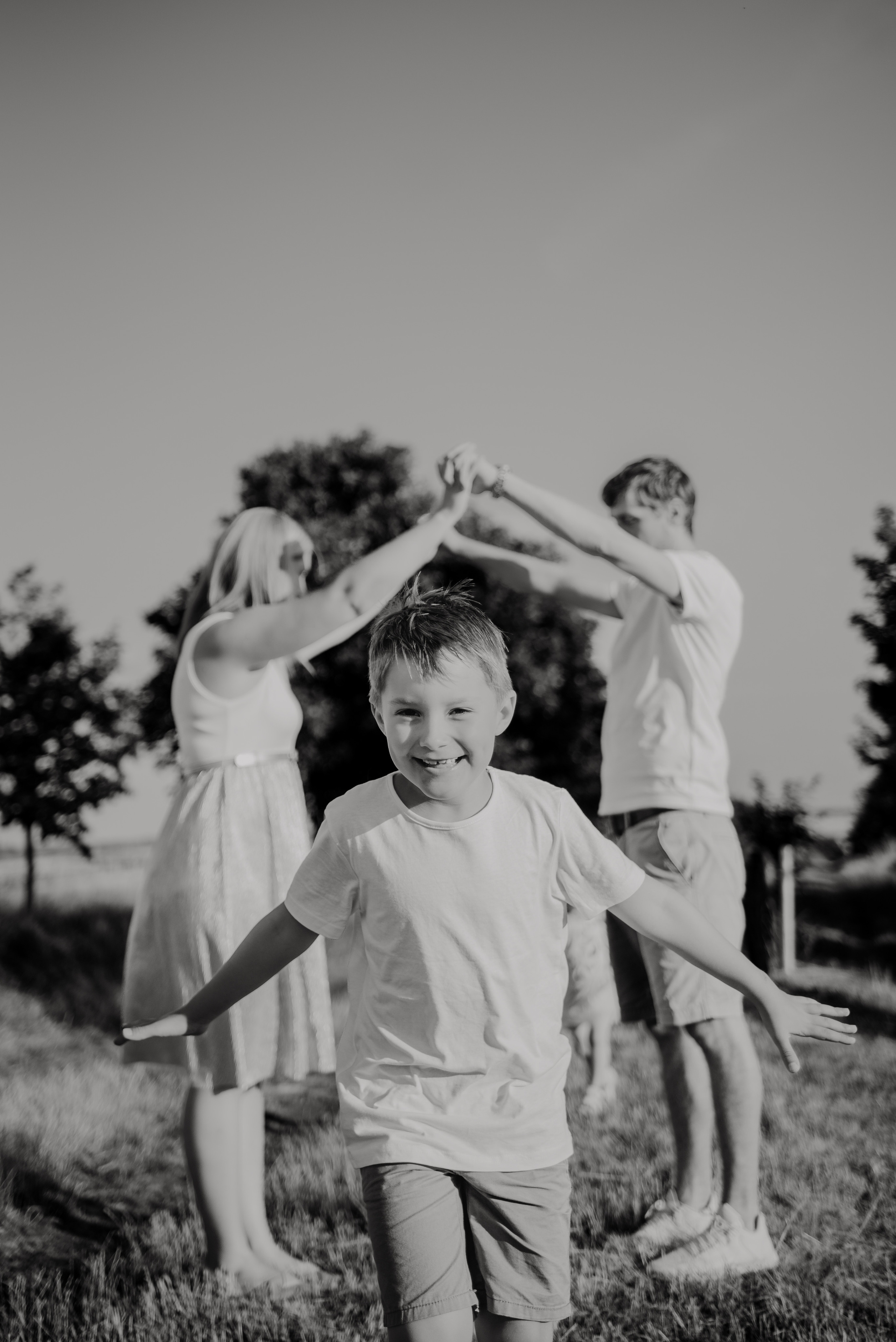 Lucka and family. Lifestyle, wedding and family photographer