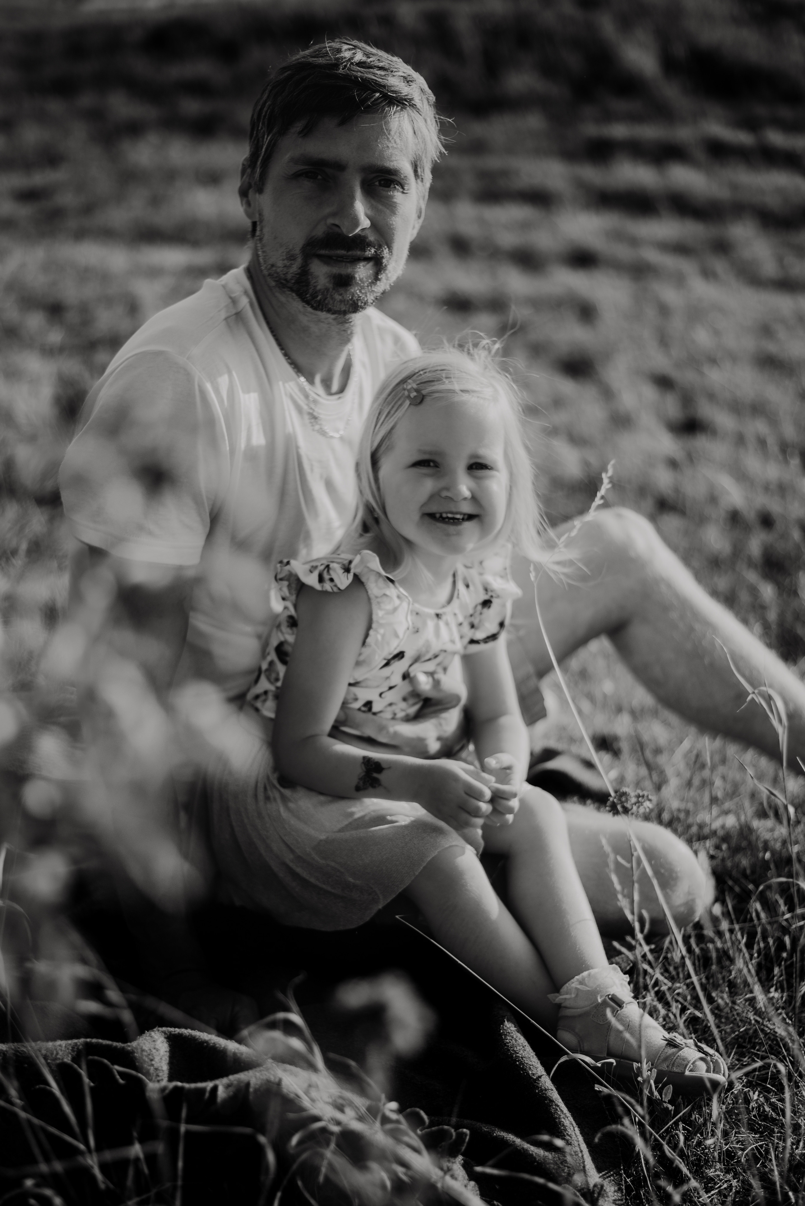 Lucka and family. Lifestyle, wedding and family photographer