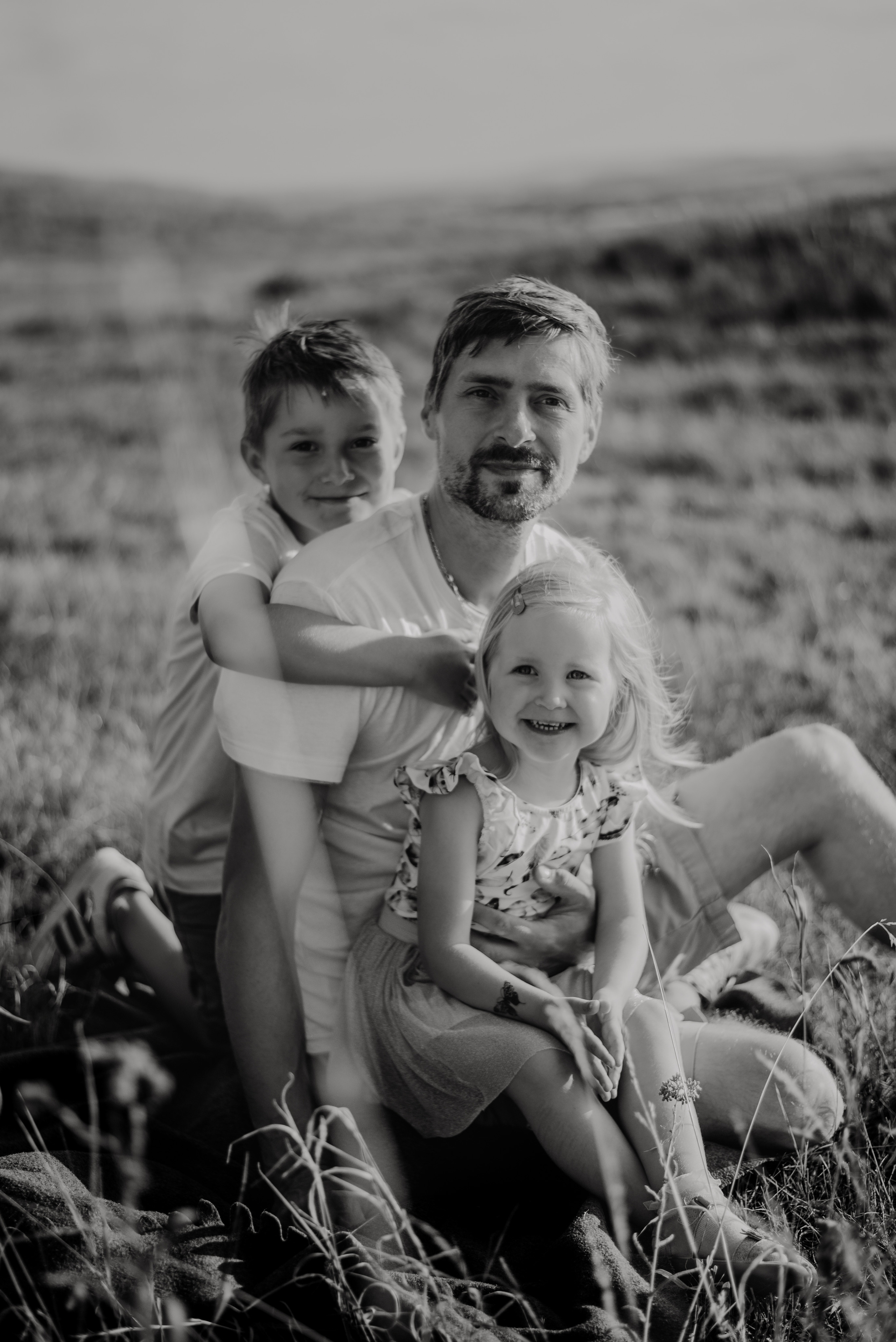 Lucka and family. Lifestyle, wedding and family photographer